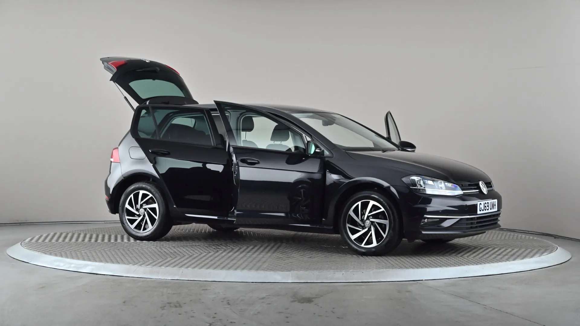 2019 VOLKSWAGEN GOLF 2019 VOLKSWAGEN GOLF