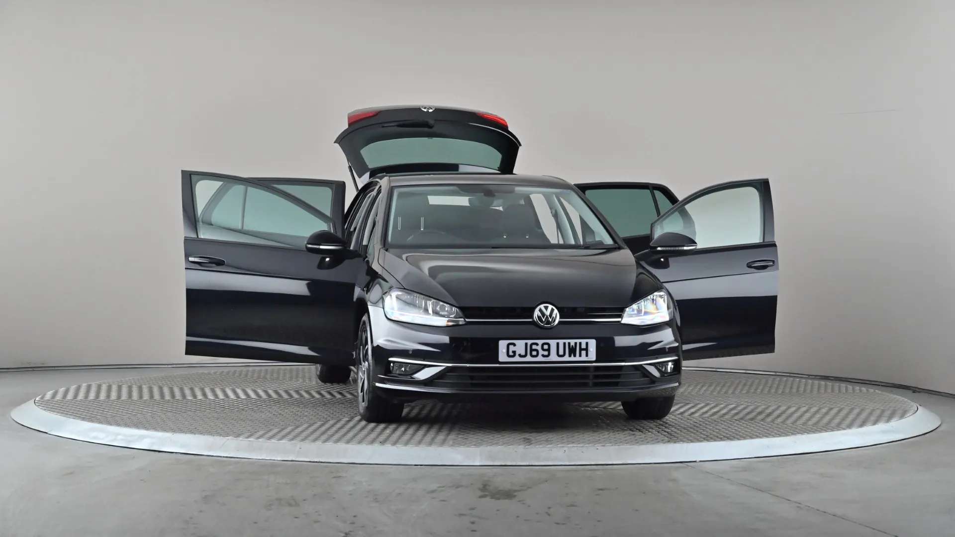 2019 VOLKSWAGEN GOLF 2019 VOLKSWAGEN GOLF