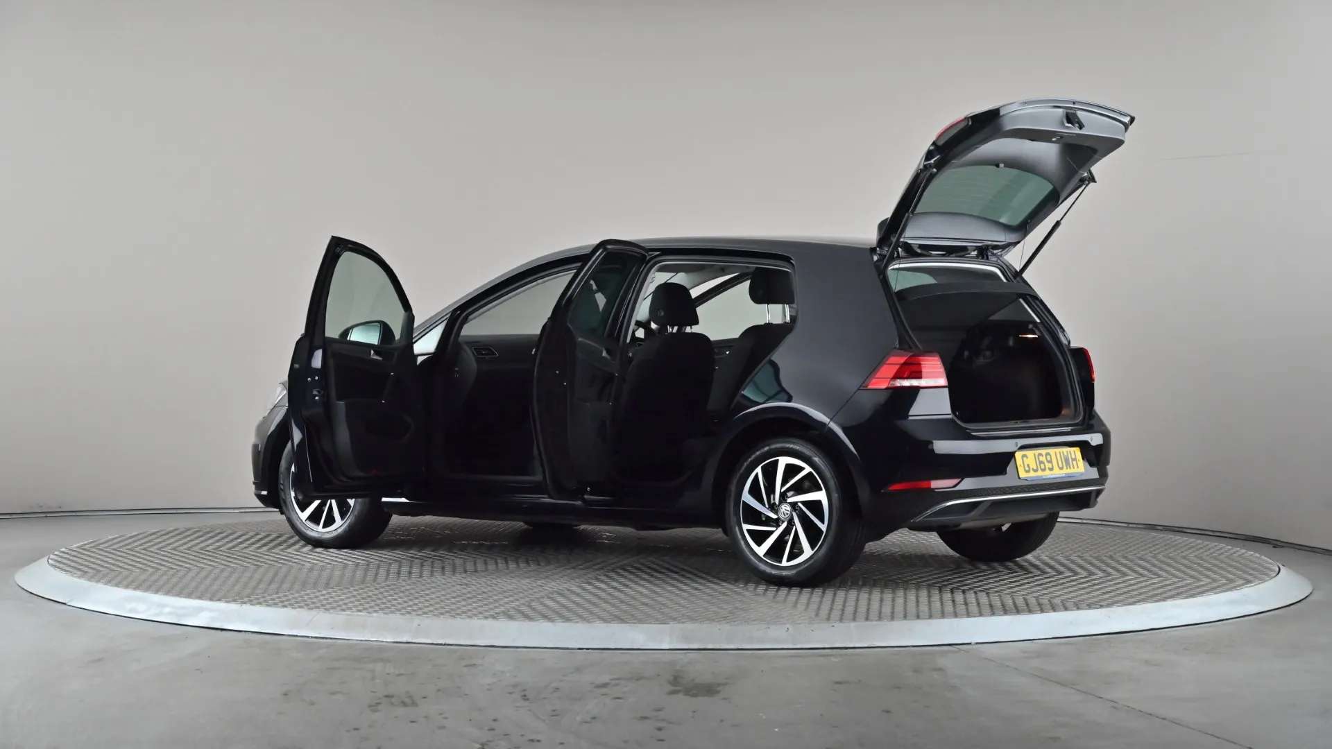 2019 VOLKSWAGEN GOLF 2019 VOLKSWAGEN GOLF