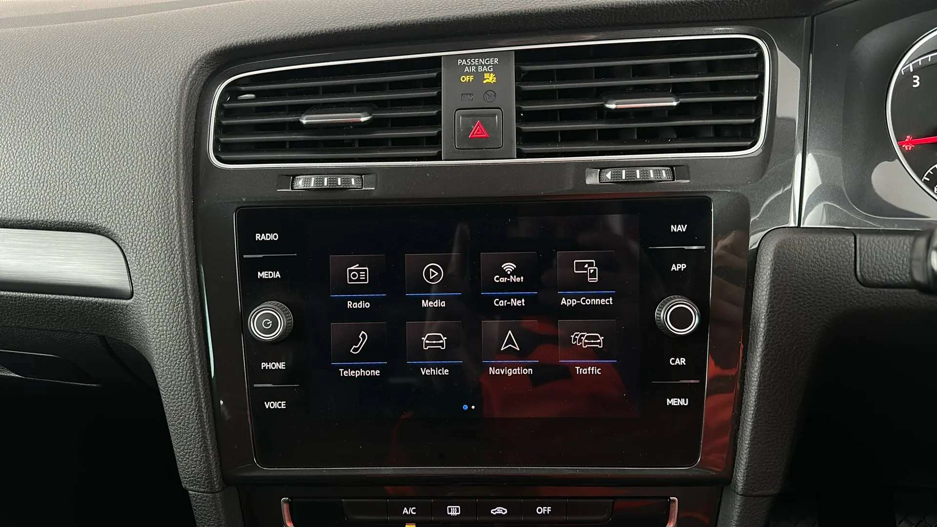 2019 VOLKSWAGEN GOLF 2019 VOLKSWAGEN GOLF