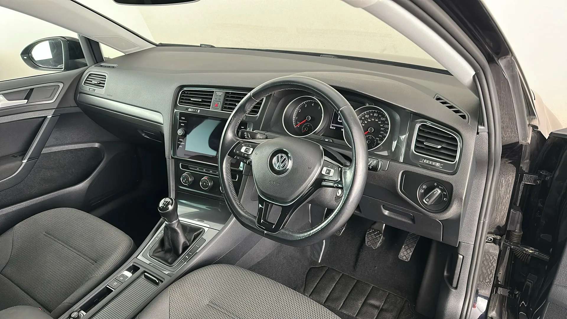 2019 VOLKSWAGEN GOLF 2019 VOLKSWAGEN GOLF