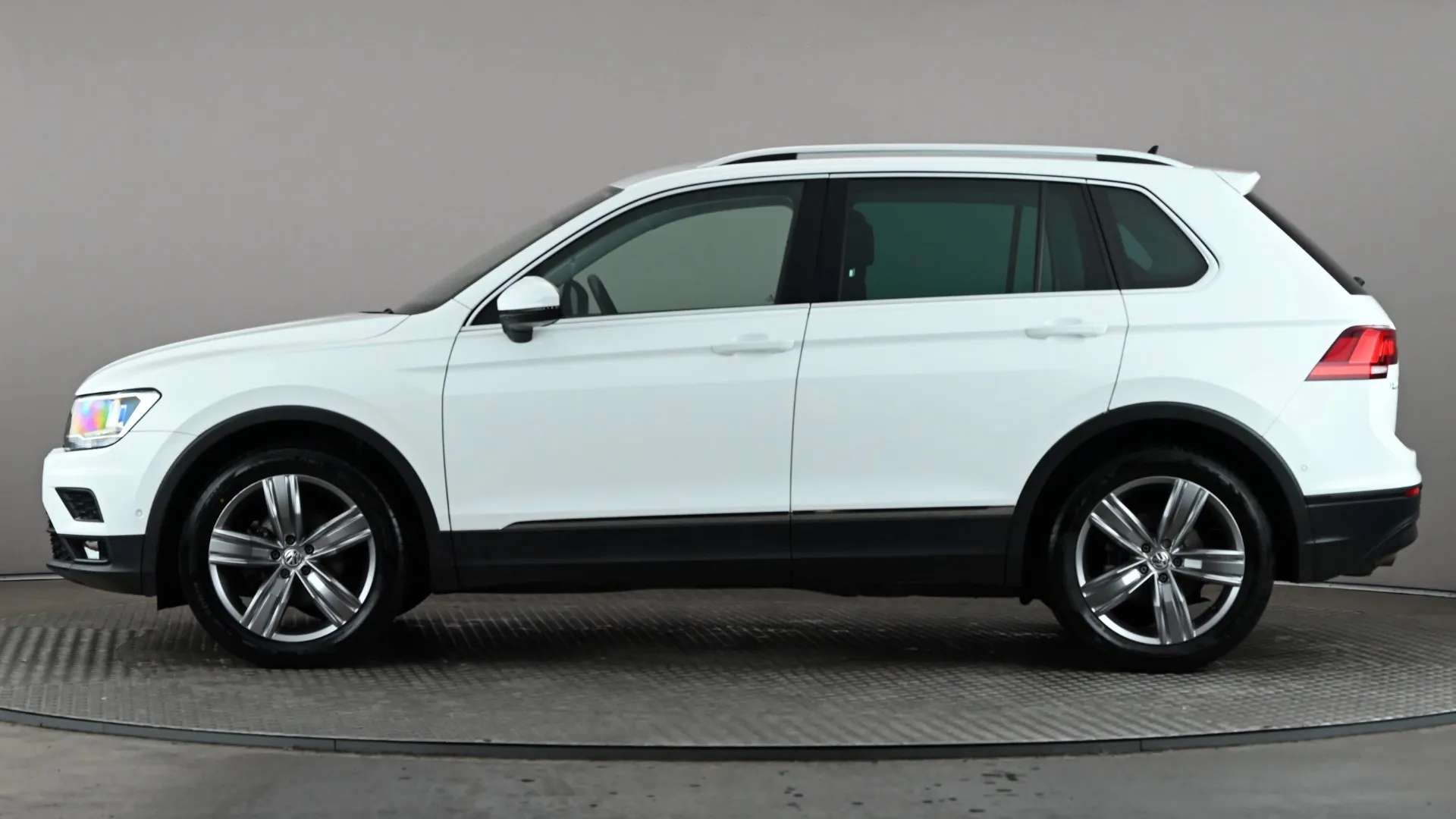 A 2019 VOLKSWAGEN TIGUAN 1.5 TSi EVO 150 Match A 2019 VOLKSWAGEN TIGUAN 1.5 TSi EVO 150 Match
