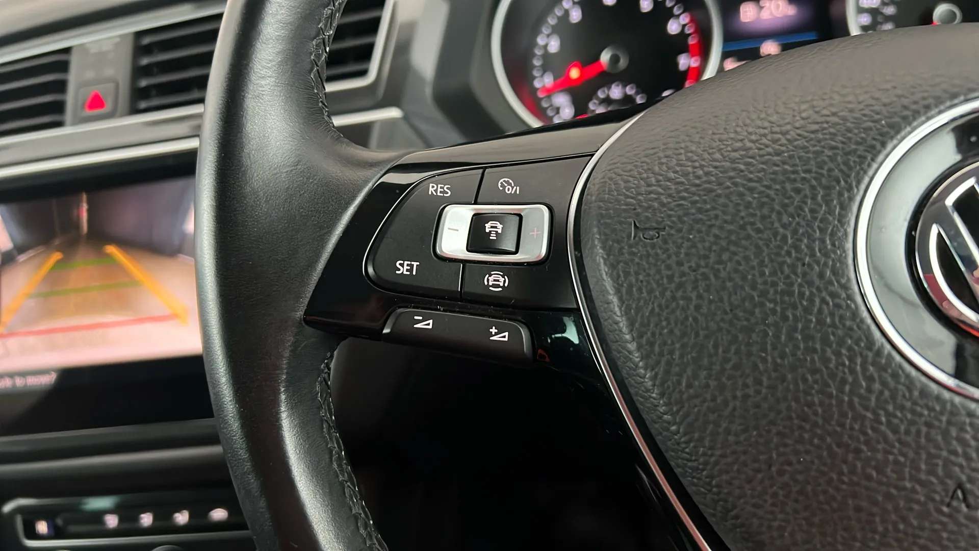 2019 VOLKSWAGEN TIGUAN 2019 VOLKSWAGEN TIGUAN