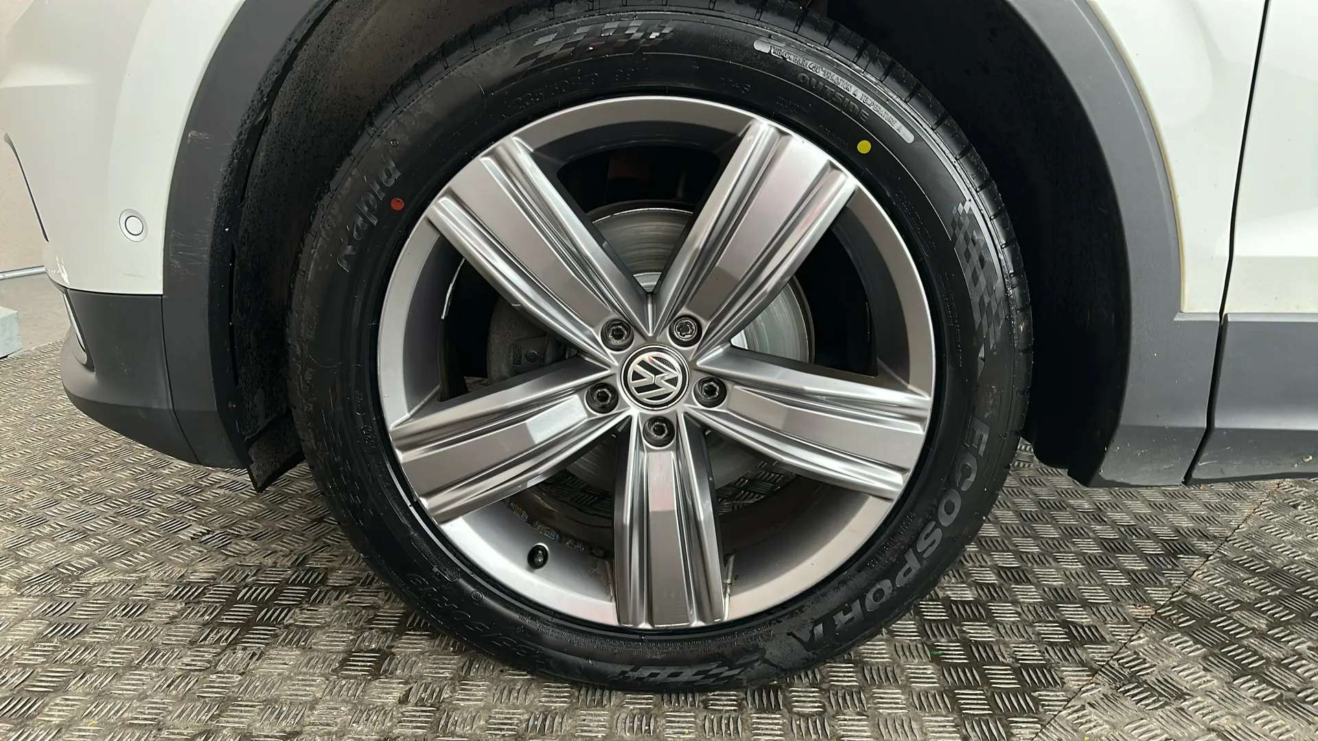 2020 VOLKSWAGEN TIGUAN 2020 VOLKSWAGEN TIGUAN