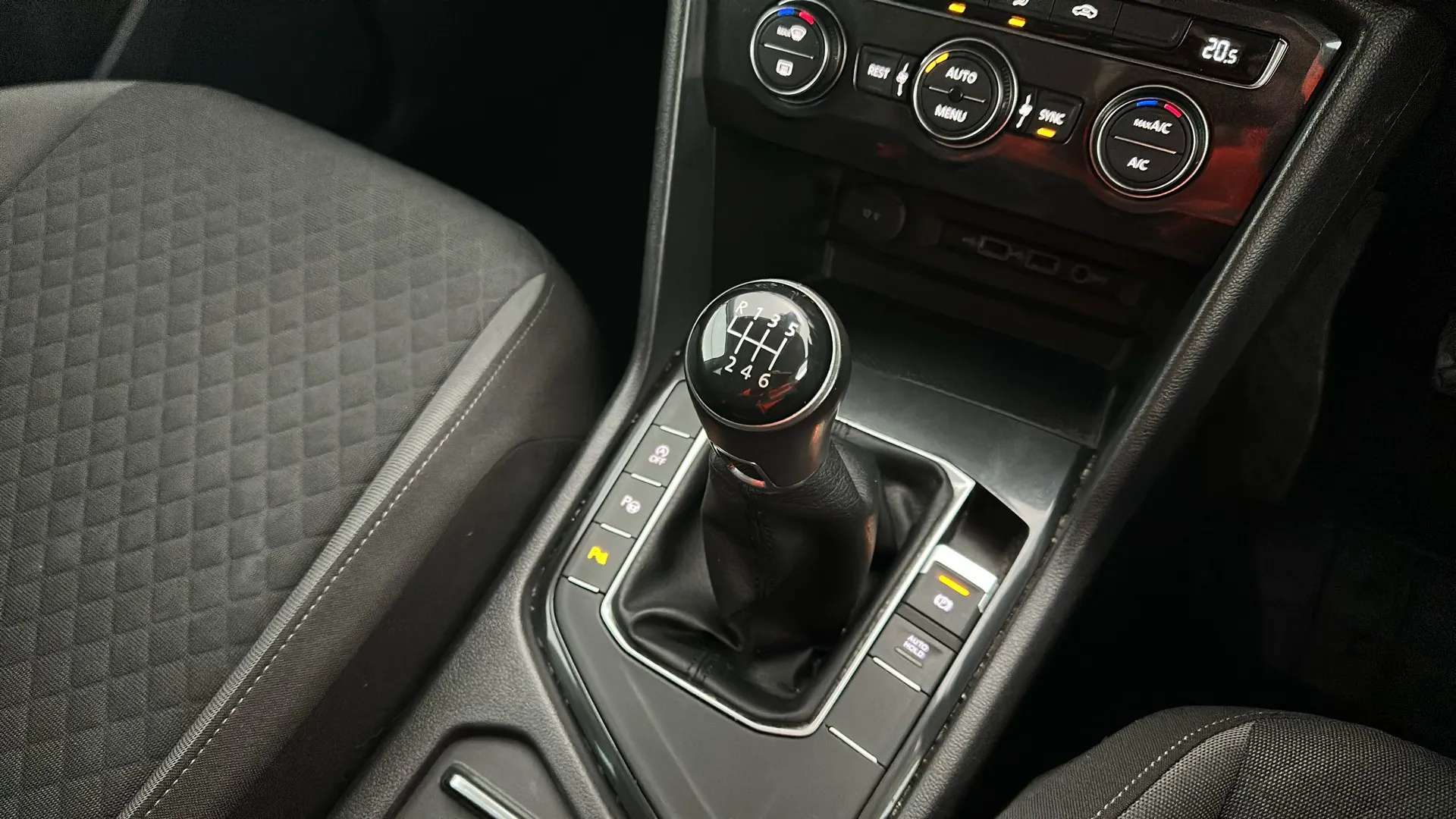 2020 VOLKSWAGEN TIGUAN 2020 VOLKSWAGEN TIGUAN