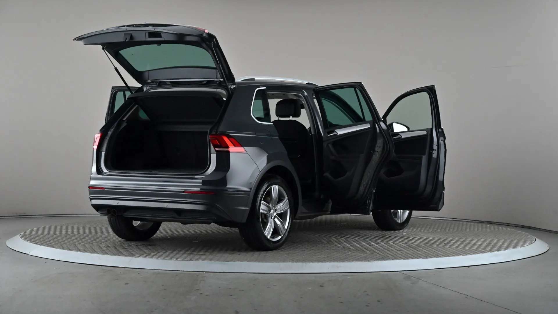 2019 VOLKSWAGEN TIGUAN 2019 VOLKSWAGEN TIGUAN