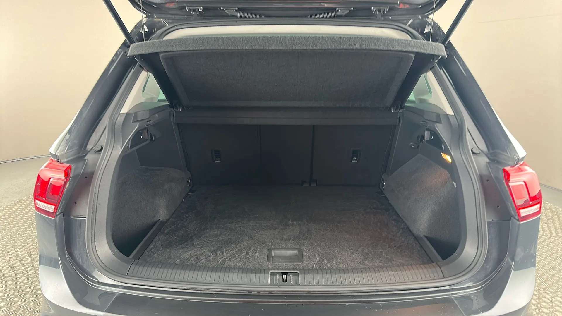 2019 VOLKSWAGEN TIGUAN 2019 VOLKSWAGEN TIGUAN