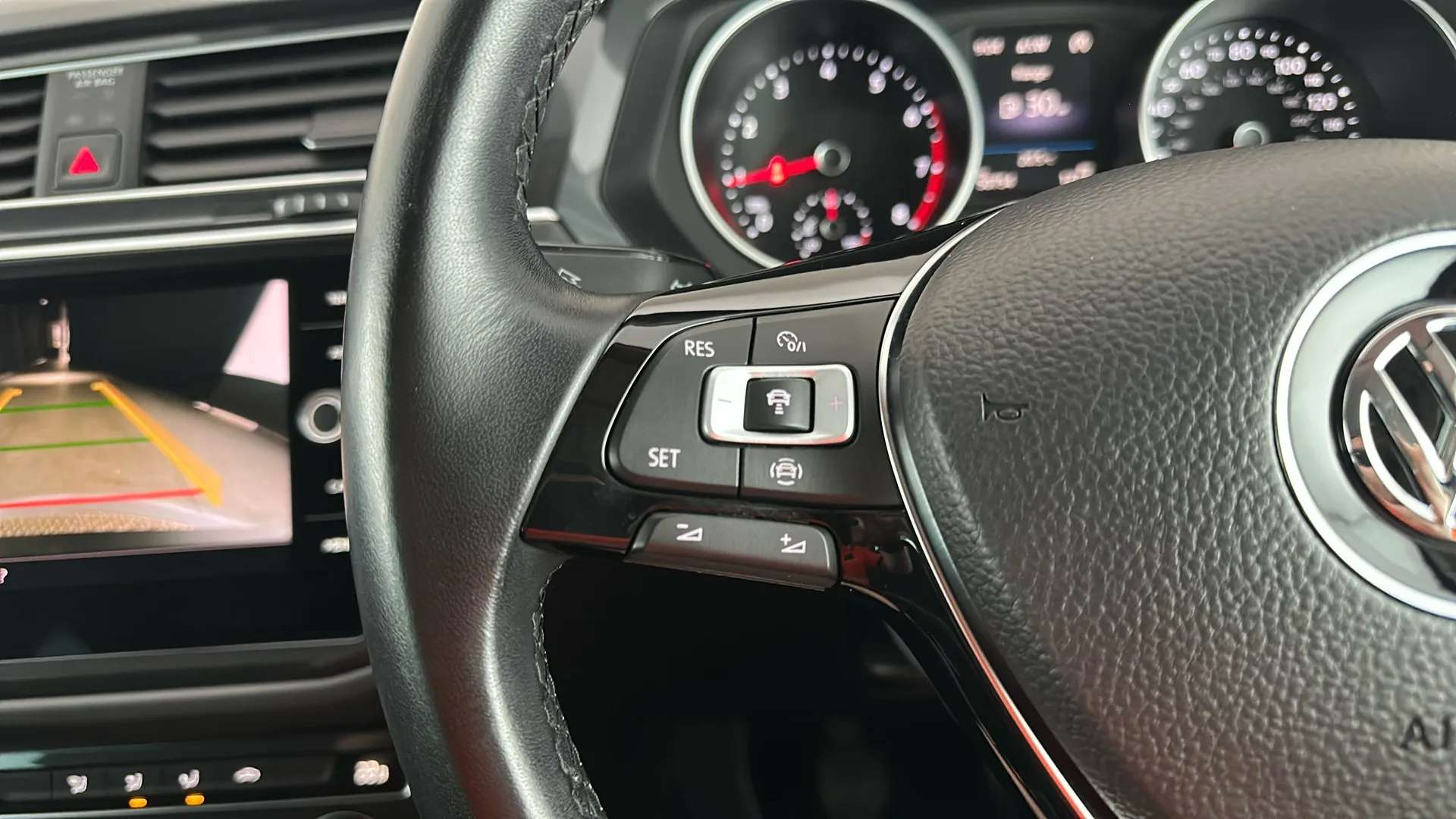 2019 VOLKSWAGEN TIGUAN 2019 VOLKSWAGEN TIGUAN