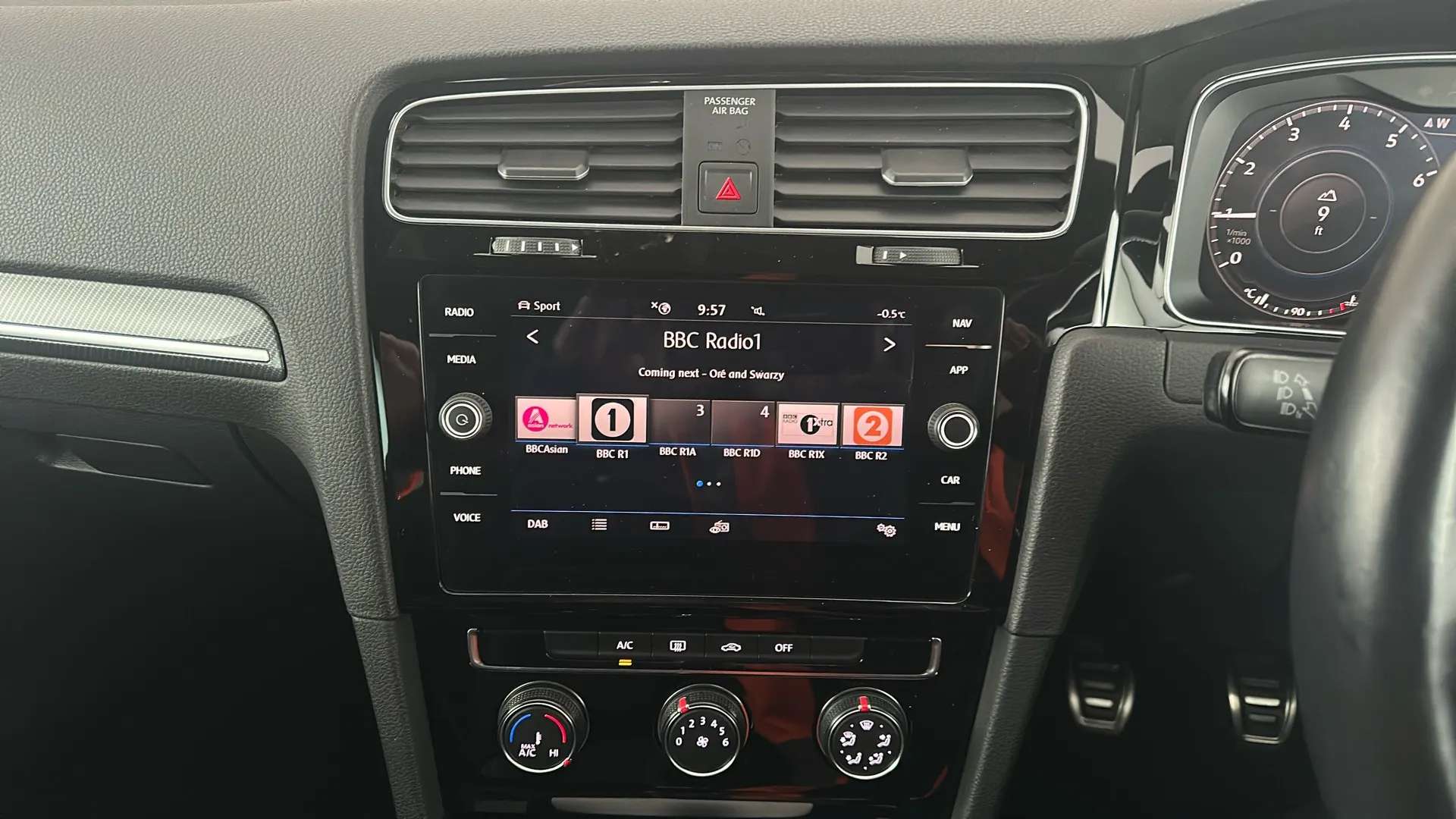 2019 VOLKSWAGEN GOLF 2019 VOLKSWAGEN GOLF