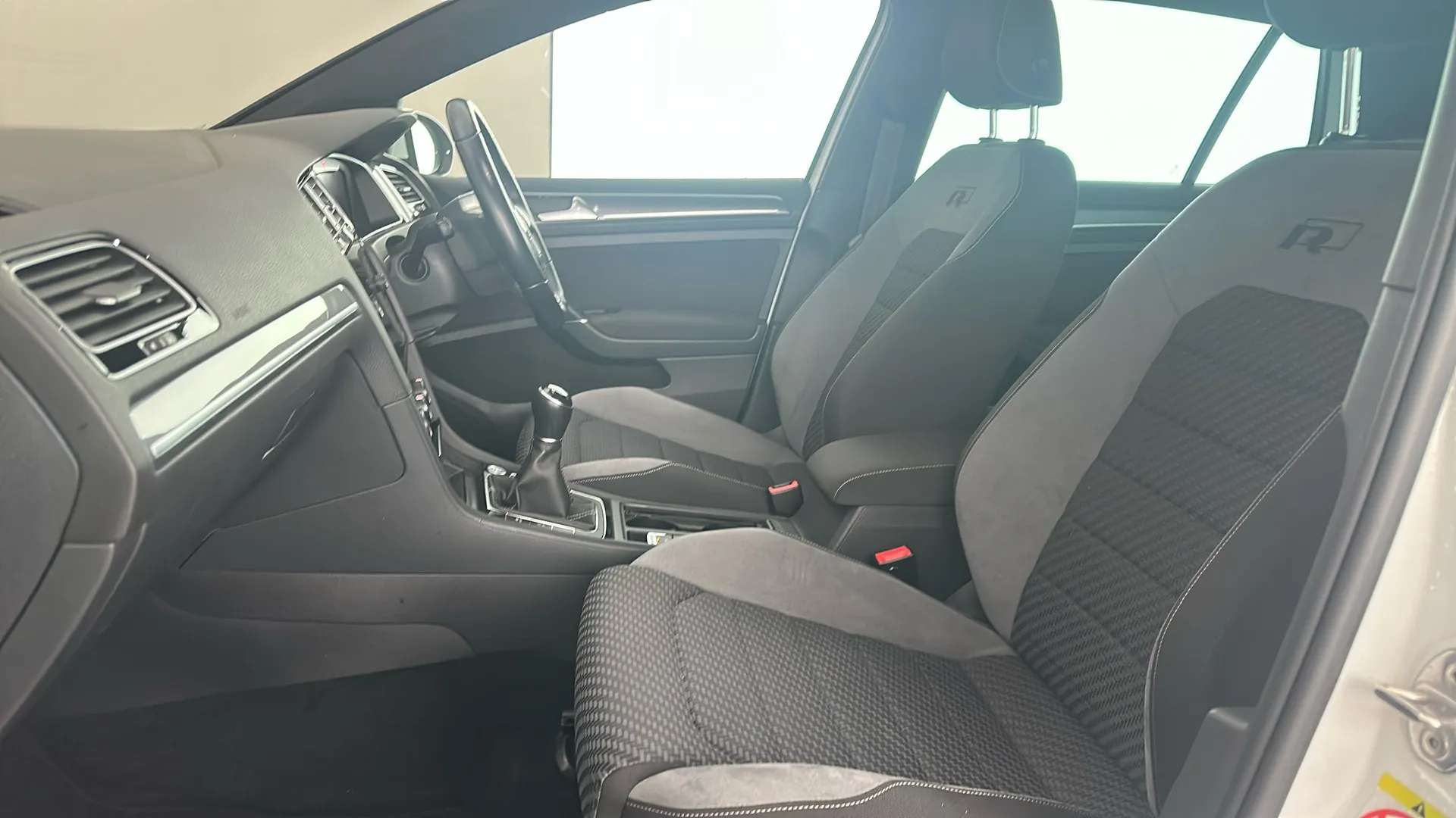 2019 VOLKSWAGEN GOLF 2019 VOLKSWAGEN GOLF