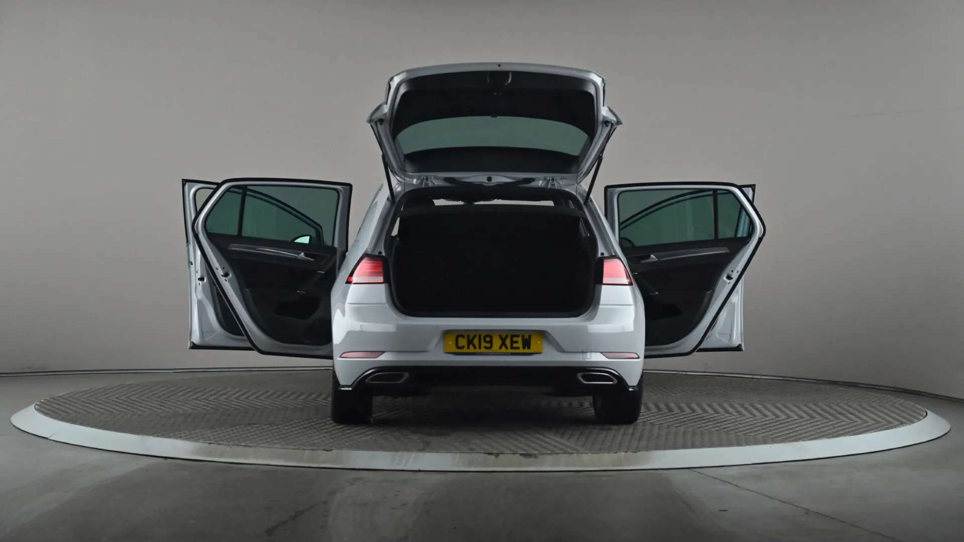 2019 VOLKSWAGEN GOLF 2019 VOLKSWAGEN GOLF