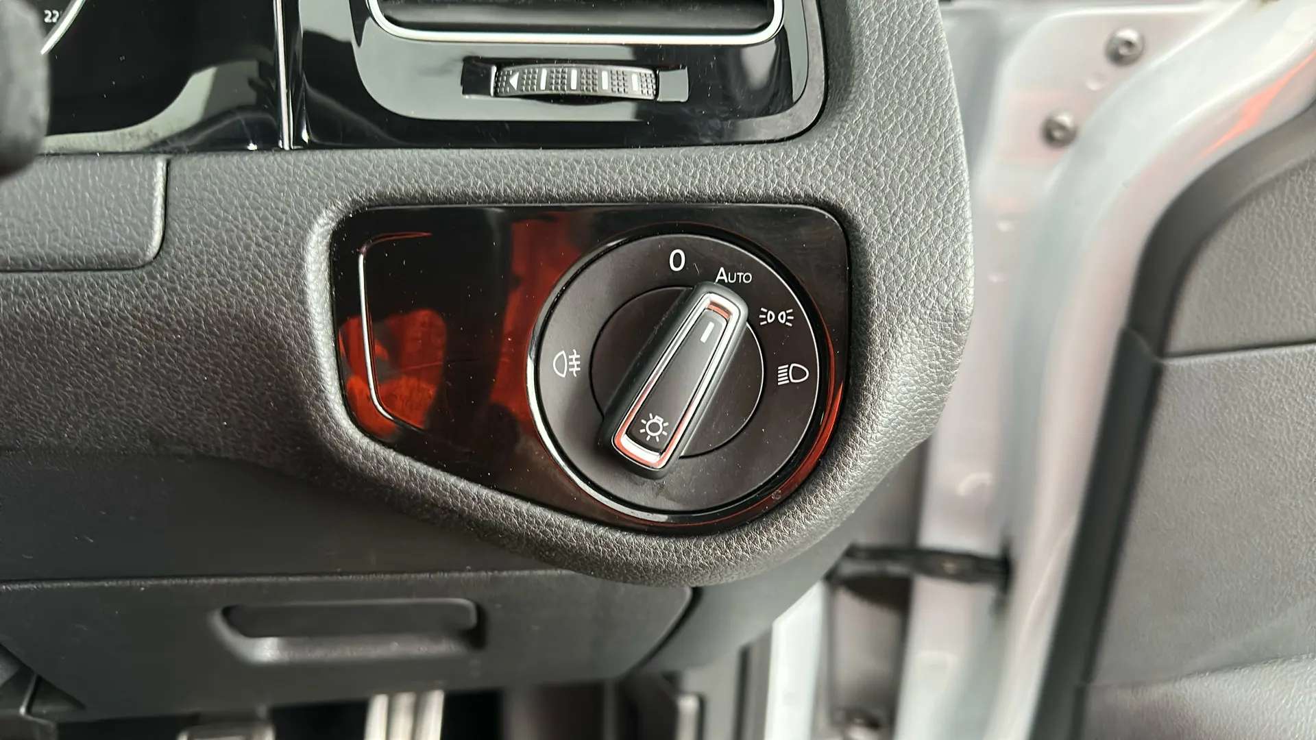 2019 VOLKSWAGEN GOLF 2019 VOLKSWAGEN GOLF