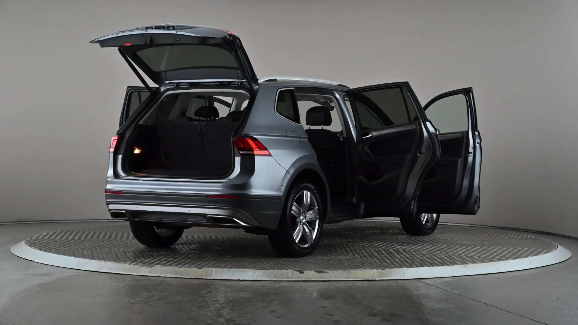 2021 VOLKSWAGEN TIGUAN ALLSPACE 2021 VOLKSWAGEN TIGUAN ALLSPACE