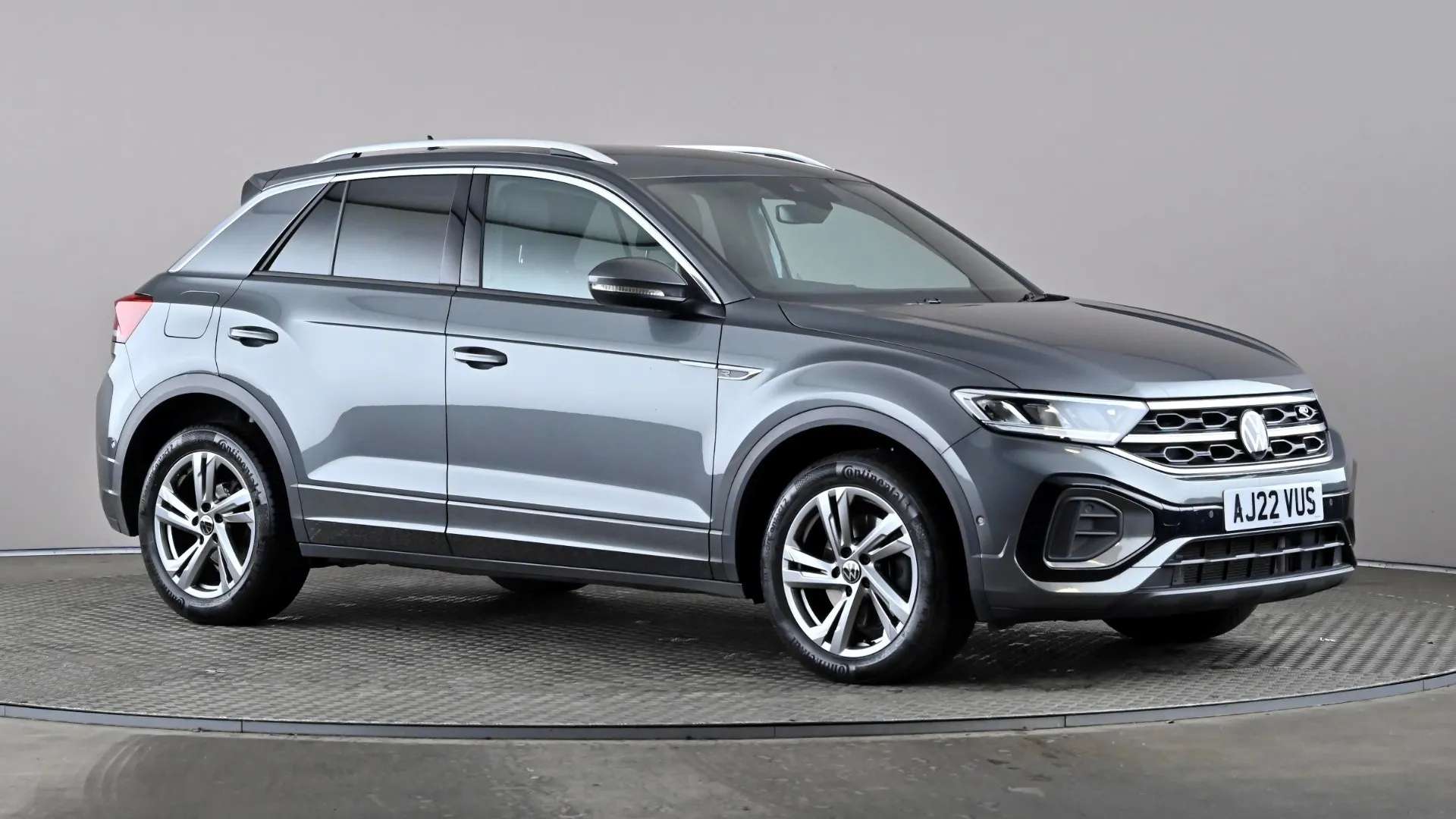 A 2022 VOLKSWAGEN T-ROC 2.0 TDI 150 EVO R-Line DSG A 2022 VOLKSWAGEN T-ROC 2.0 TDI 150 EVO R-Line DSG