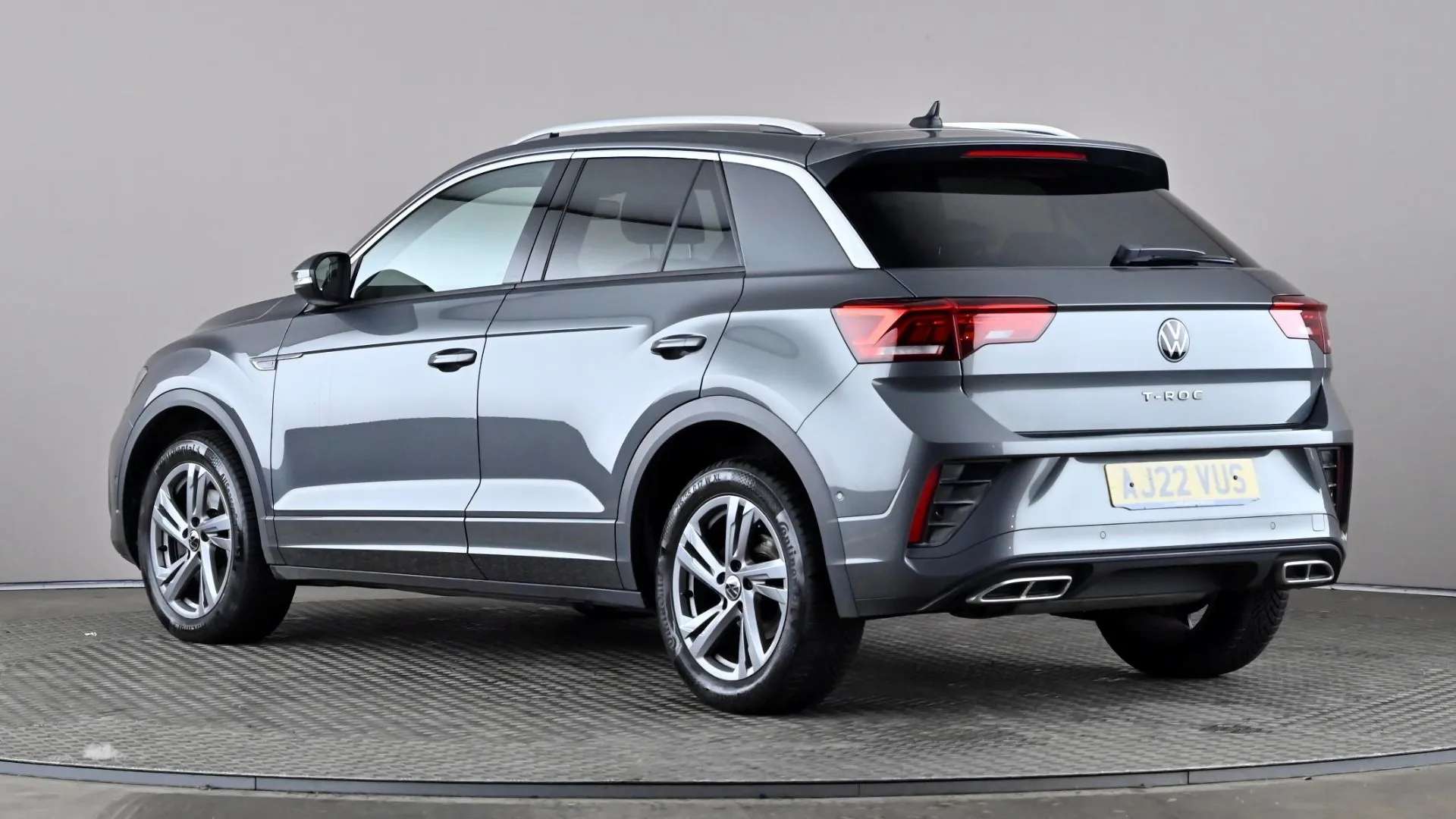 A 2022 VOLKSWAGEN T-ROC 2.0 TDI 150 EVO R-Line DSG A 2022 VOLKSWAGEN T-ROC 2.0 TDI 150 EVO R-Line DSG
