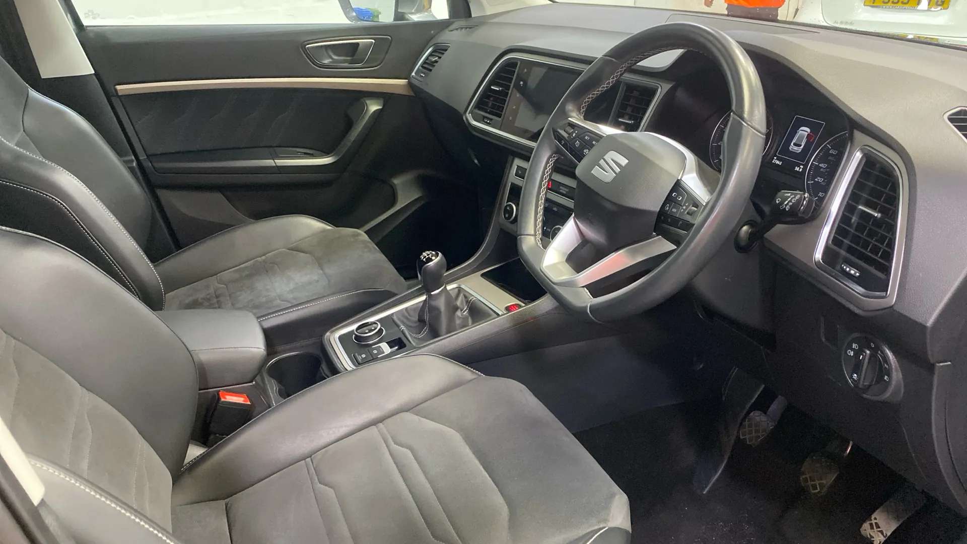 A 2022 SEAT ATECA 1.5 TSI EVO Xperience A 2022 SEAT ATECA 1.5 TSI EVO Xperience