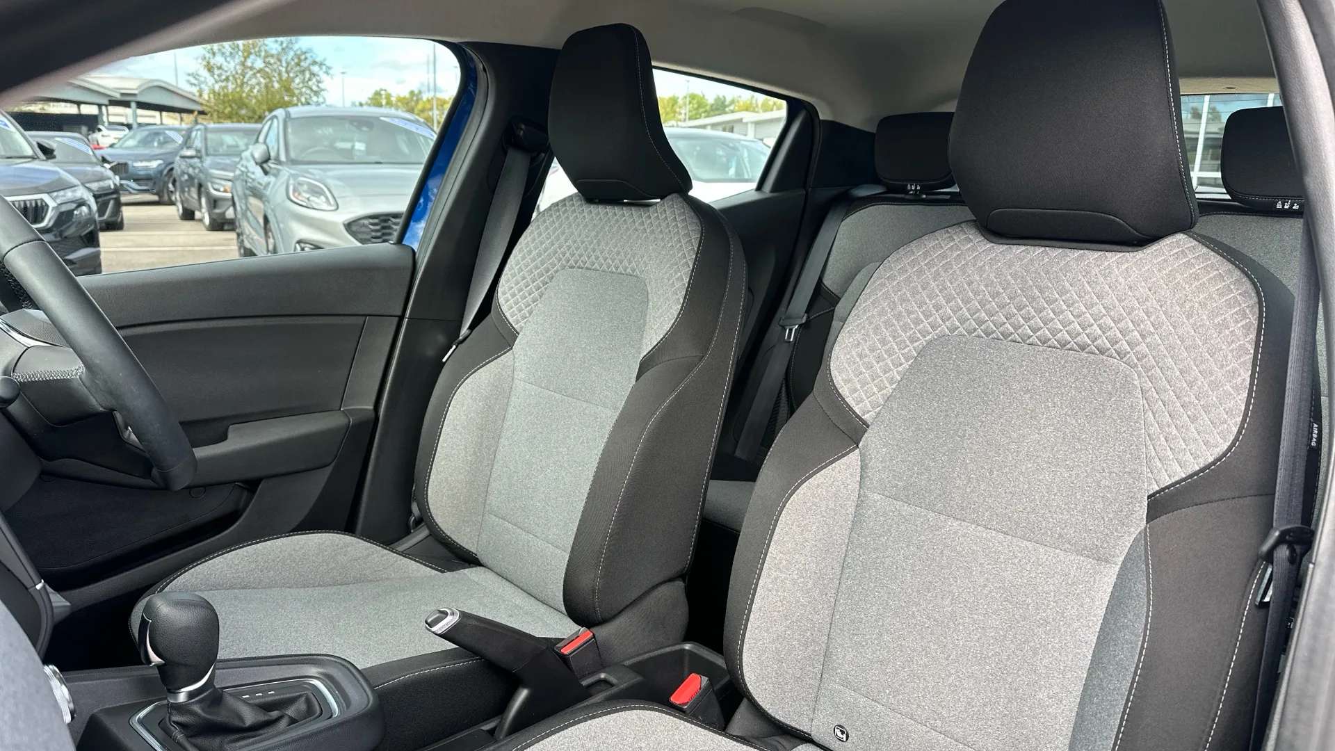 2024 RENAULT CLIO 2024 RENAULT CLIO
