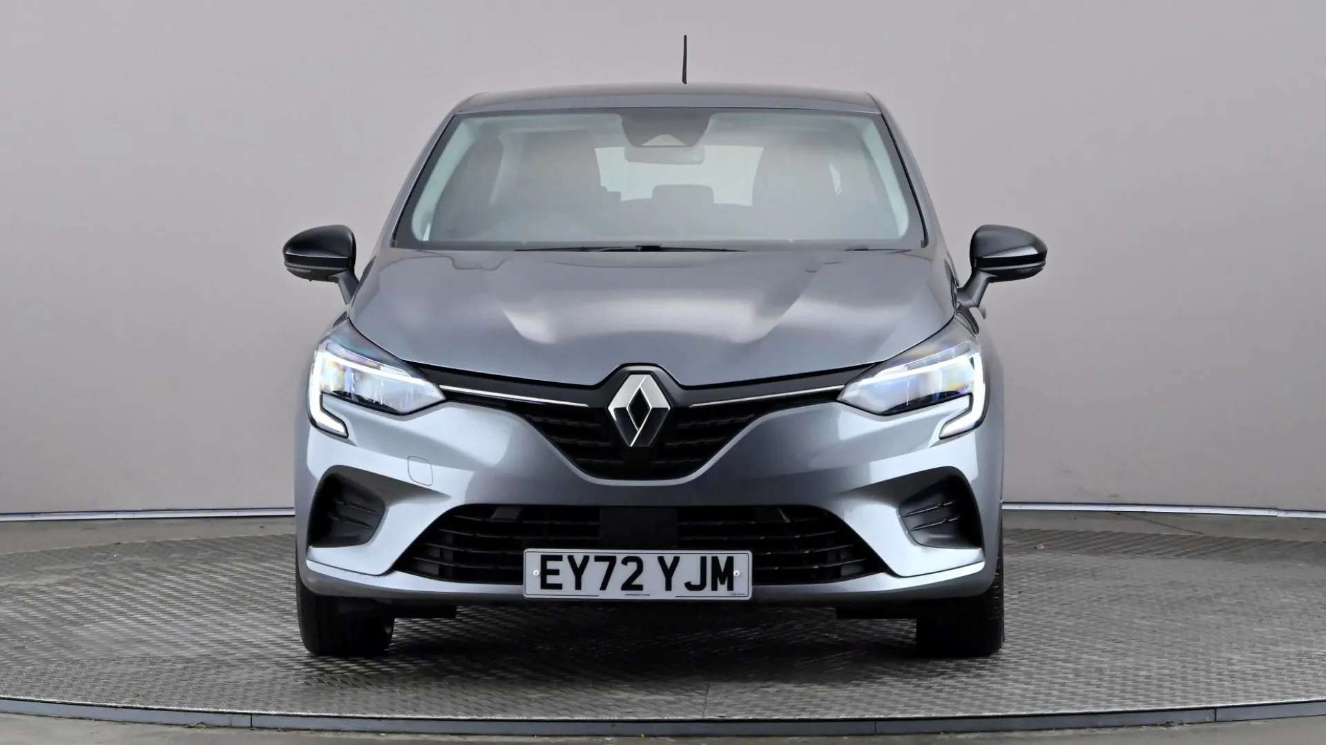 A 2022 RENAULT CLIO 1.6 E-TECH full hybrid 145 Evolution Auto A 2022 RENAULT CLIO 1.6 E-TECH full hybrid 145 Evolution Auto