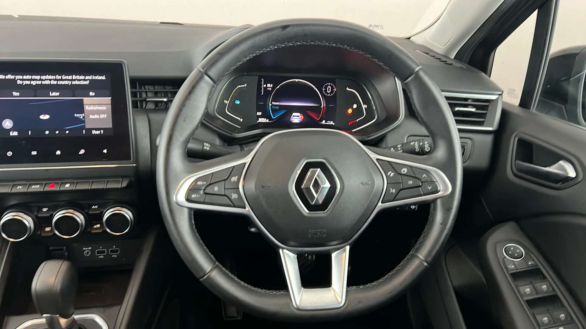2022 RENAULT CLIO 2022 RENAULT CLIO