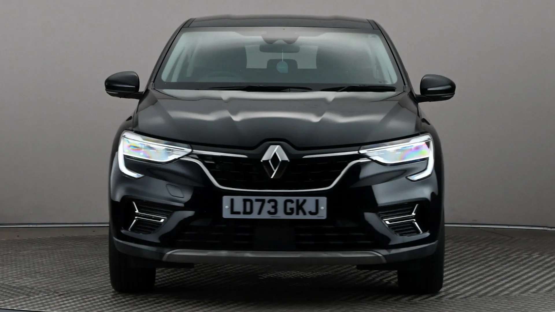 A 2023 RENAULT ARKANA 1.6 E-Tech full hybrid 145 Evolution Auto A 2023 RENAULT ARKANA 1.6 E-Tech full hybrid 145 Evolution Auto