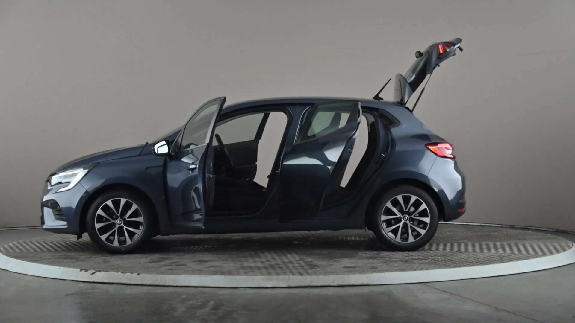 2022 RENAULT CLIO 2022 RENAULT CLIO