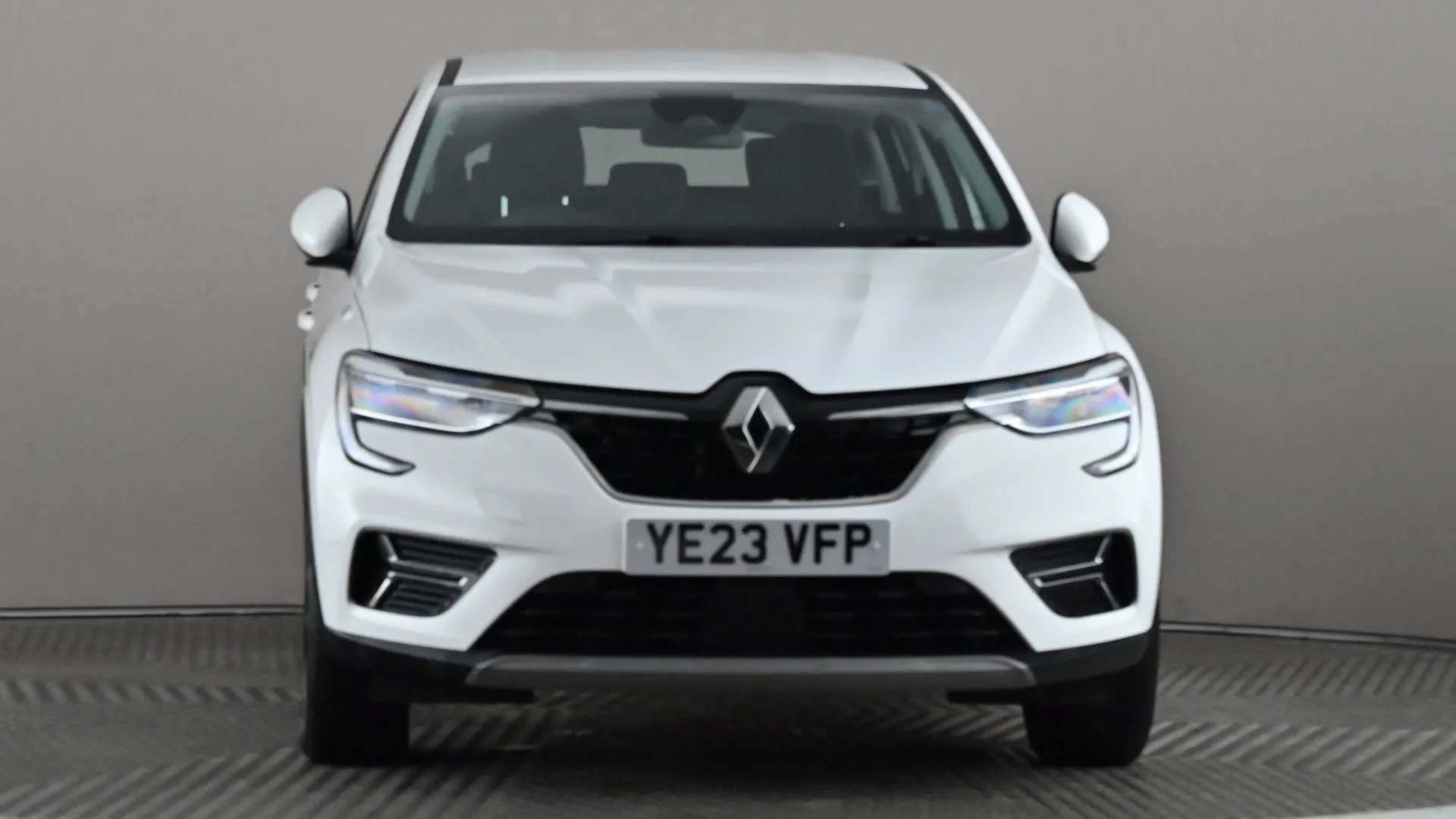 A 2023 RENAULT ARKANA 1.3 Mild hybrid 140 Evolution EDC A 2023 RENAULT ARKANA 1.3 Mild hybrid 140 Evolution EDC
