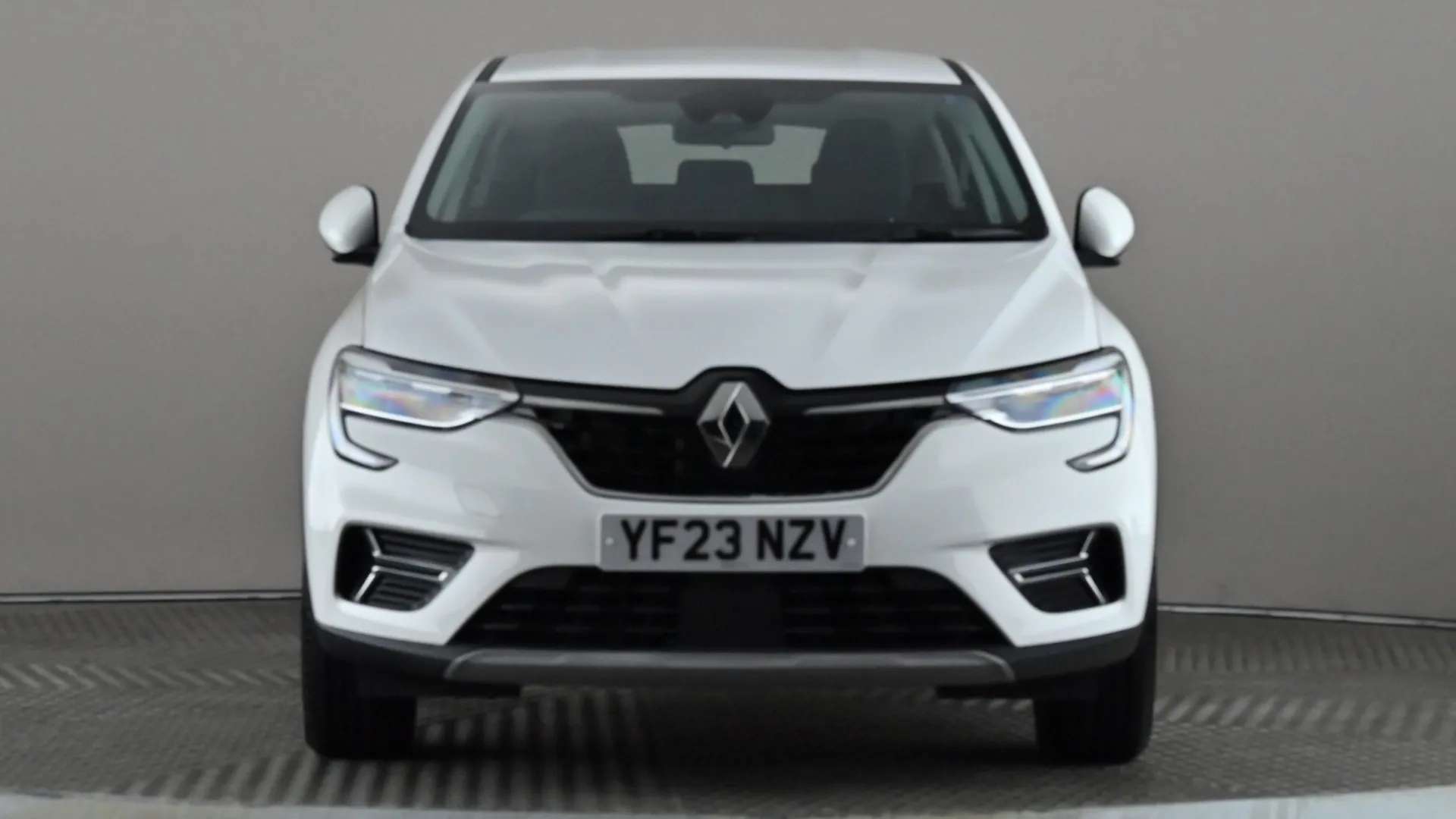 A 2023 RENAULT ARKANA 1.3 Mild hybrid 140 Evolution EDC A 2023 RENAULT ARKANA 1.3 Mild hybrid 140 Evolution EDC