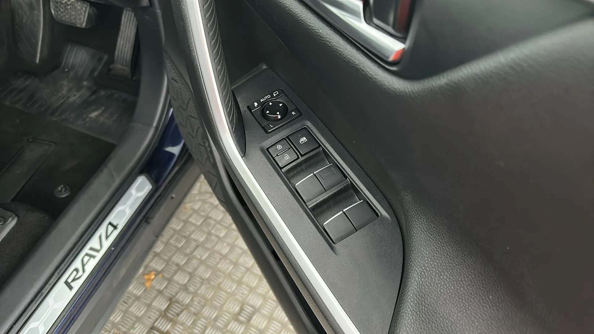 2021 TOYOTA RAV4 2021 TOYOTA RAV4
