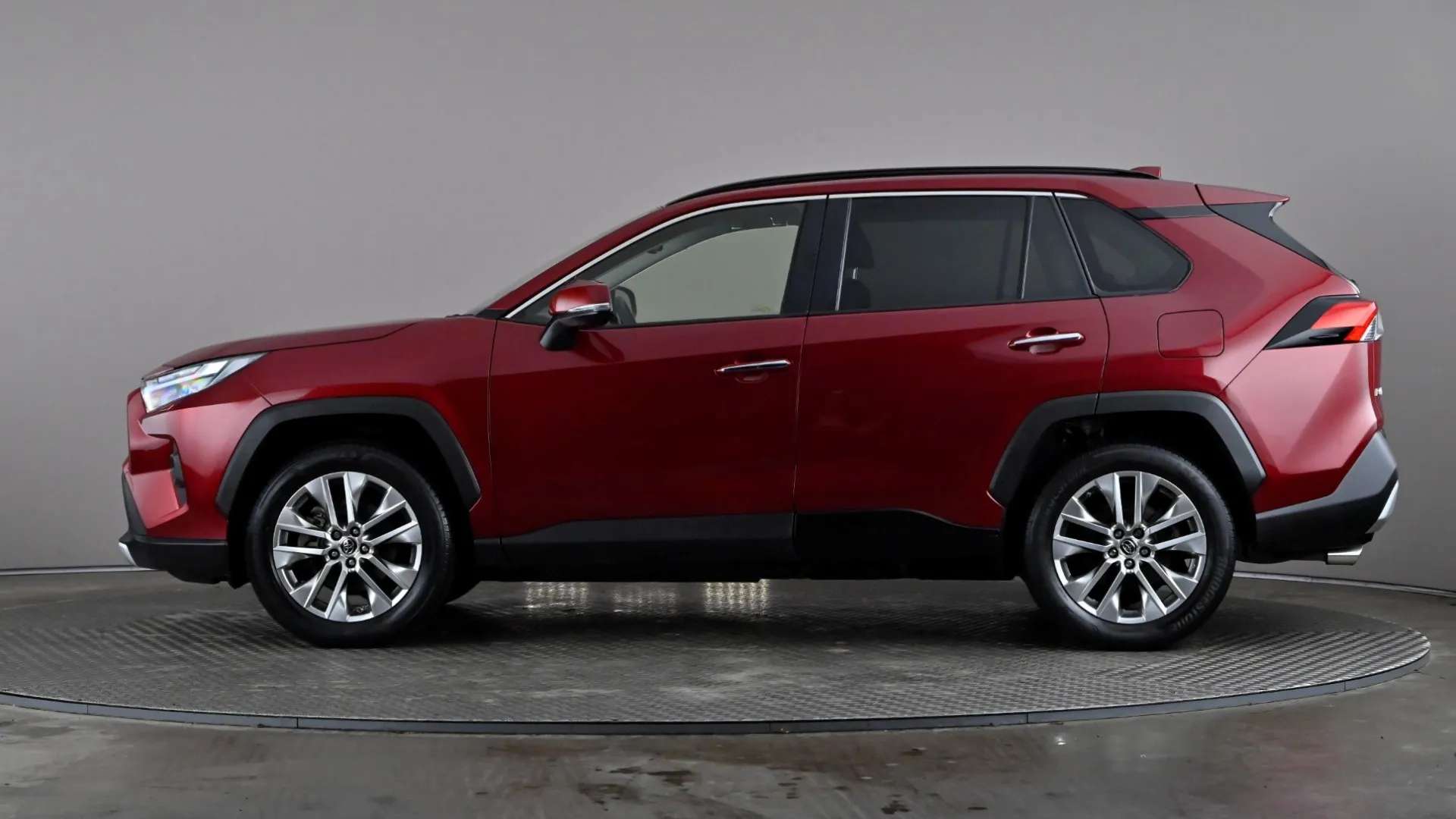 A 2022 TOYOTA RAV4 2.5 VVT-i Hybrid Excel CVT 2WD A 2022 TOYOTA RAV4 2.5 VVT-i Hybrid Excel CVT 2WD