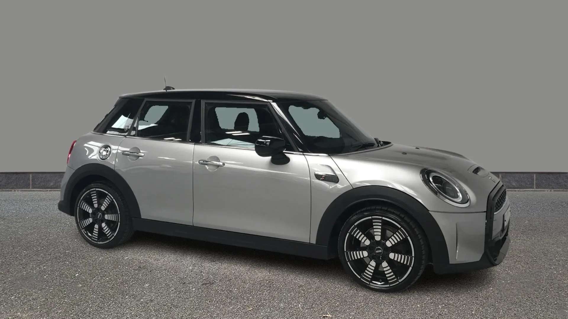 A 2023 MINI COOPER 2.0 S Exclusive Auto A 2023 MINI COOPER 2.0 S Exclusive Auto