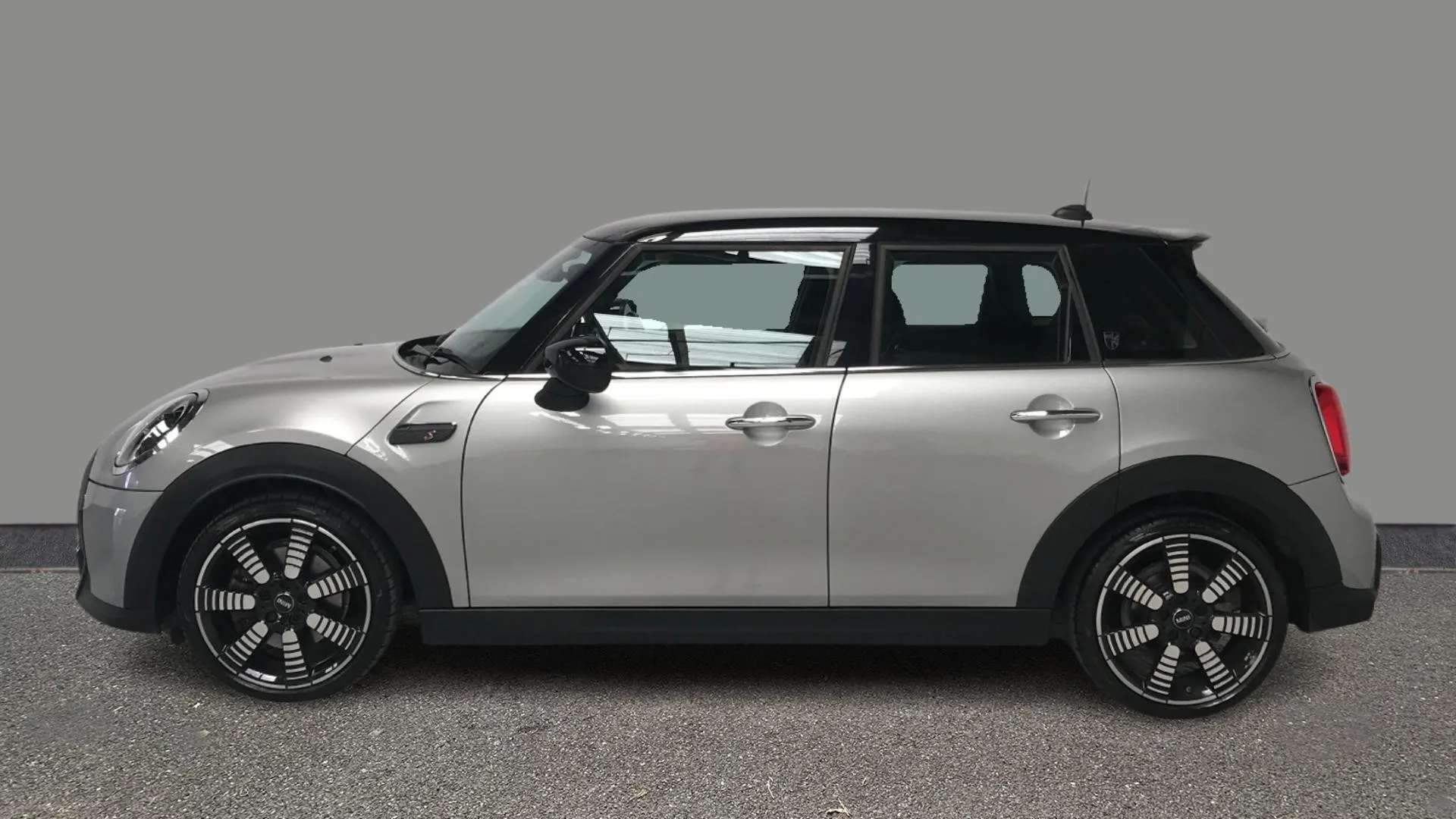 A 2023 MINI COOPER 2.0 S Exclusive Auto A 2023 MINI COOPER 2.0 S Exclusive Auto