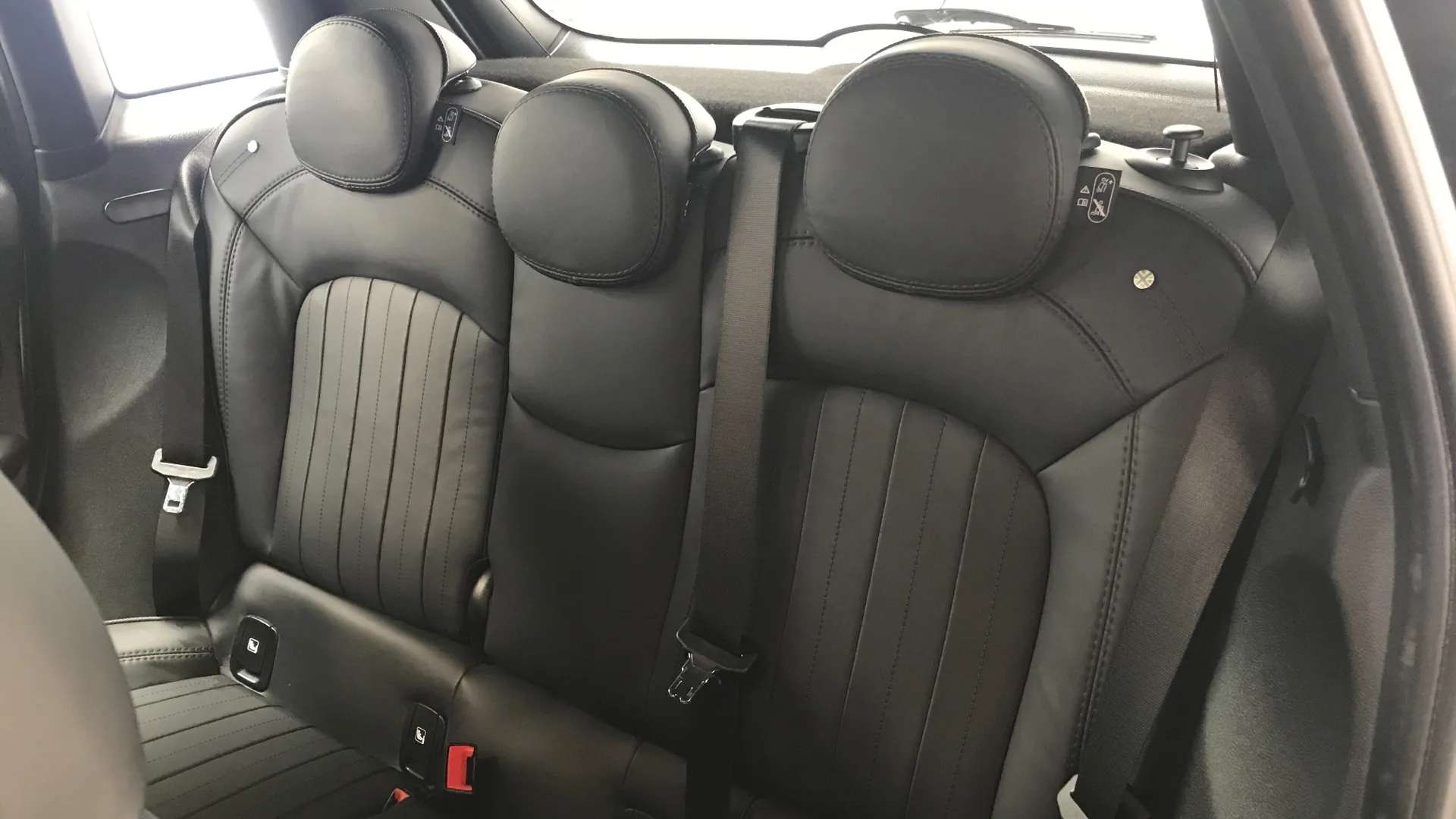 2023 MINI COOPER 2023 MINI COOPER