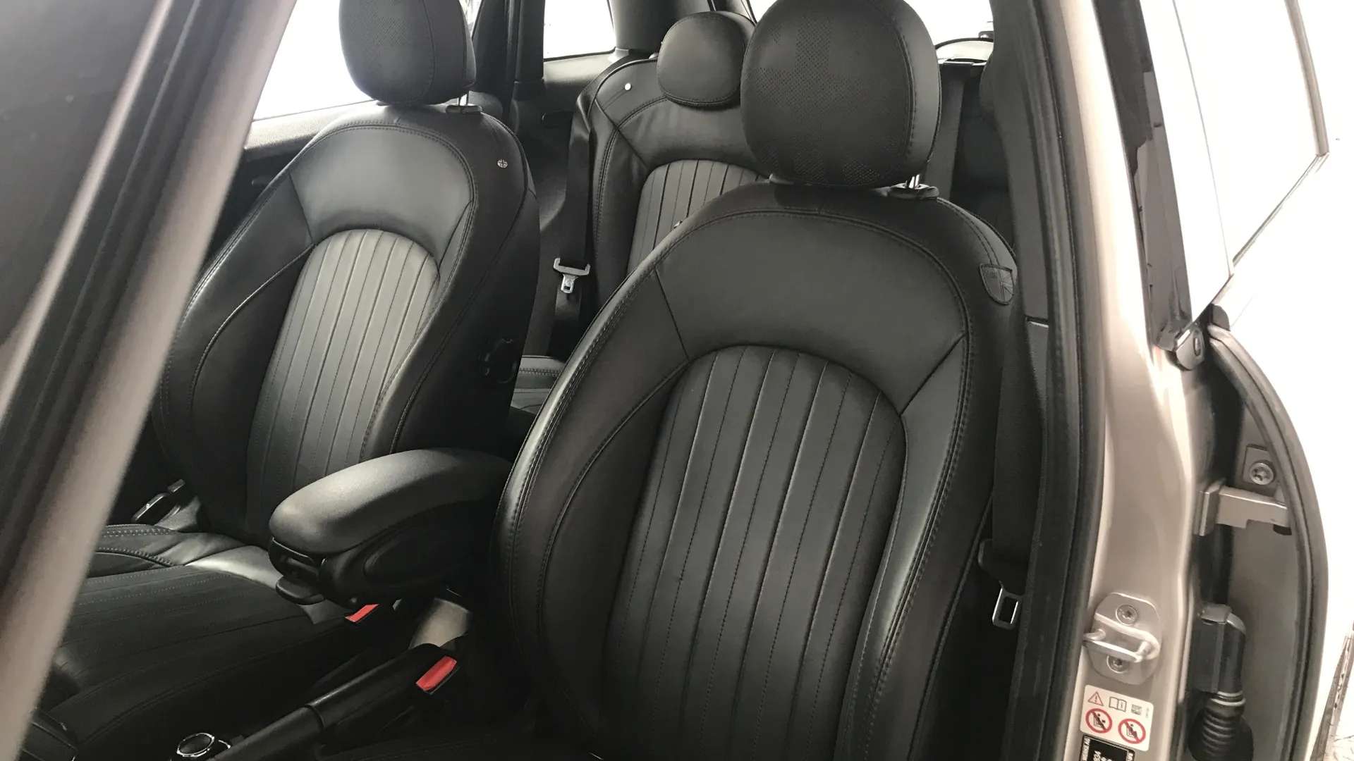 2023 MINI COOPER 2023 MINI COOPER