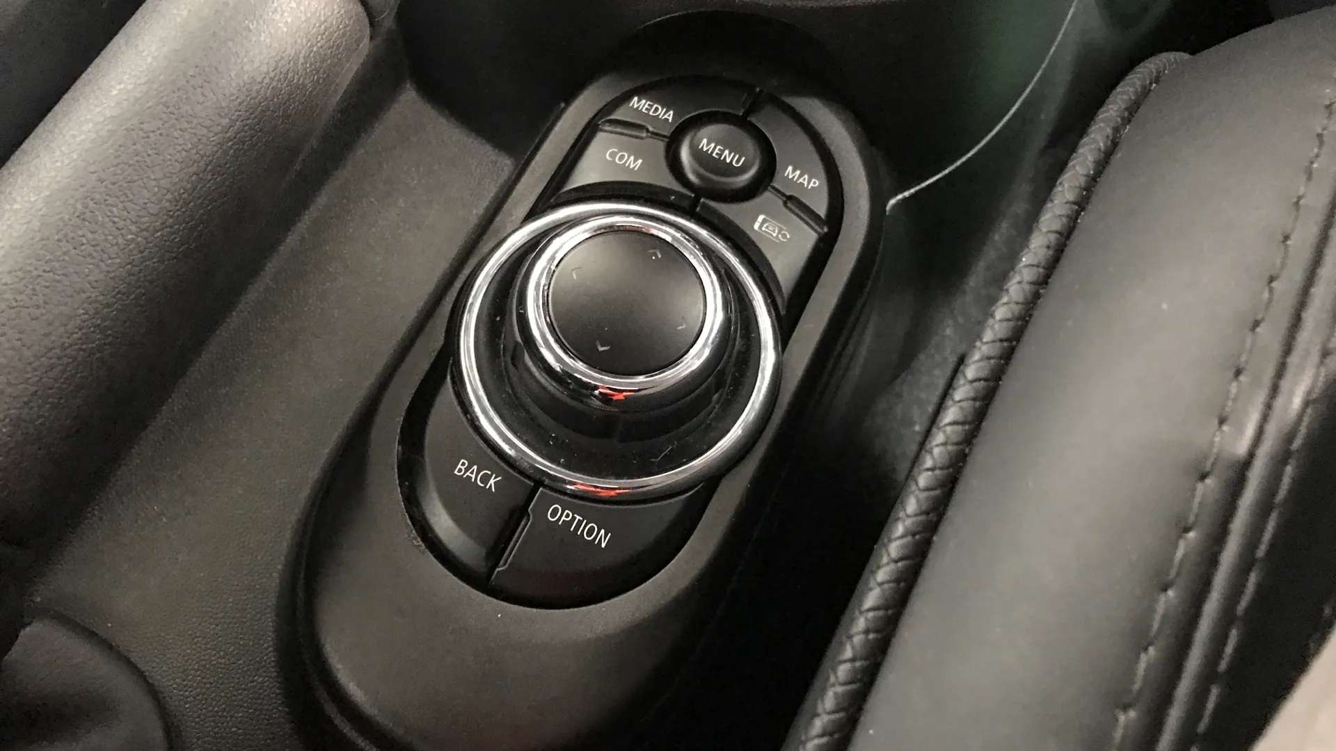2023 MINI COOPER 2023 MINI COOPER