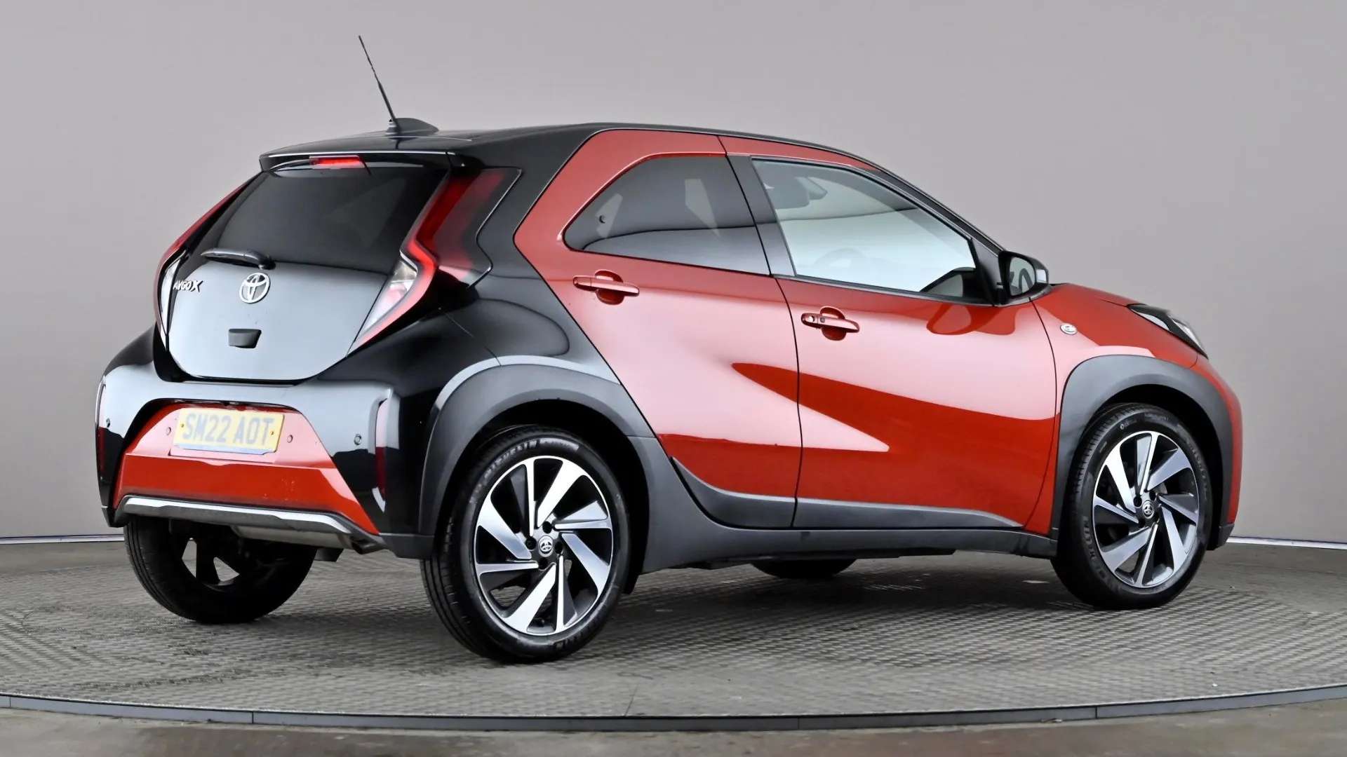 2022 TOYOTA AYGO X 2022 TOYOTA AYGO X