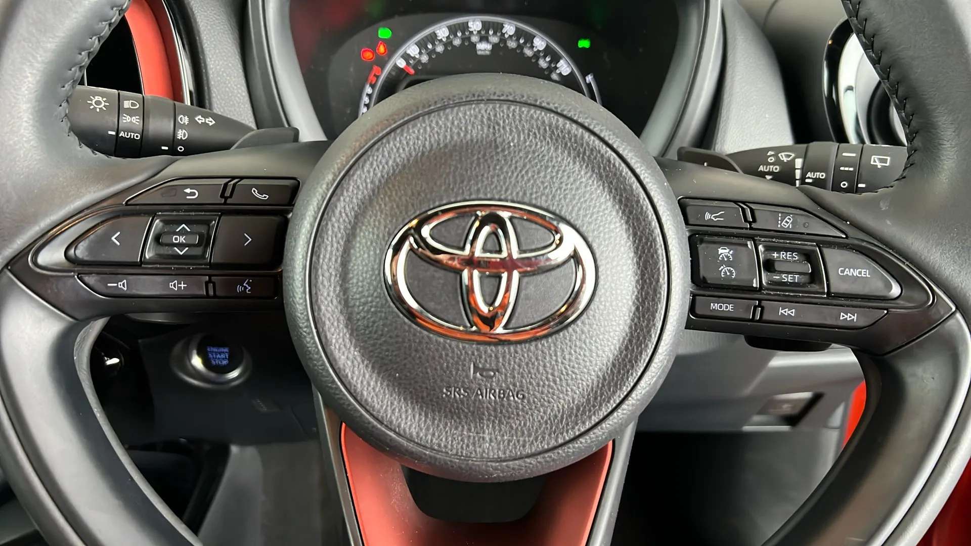 2022 TOYOTA AYGO X 2022 TOYOTA AYGO X