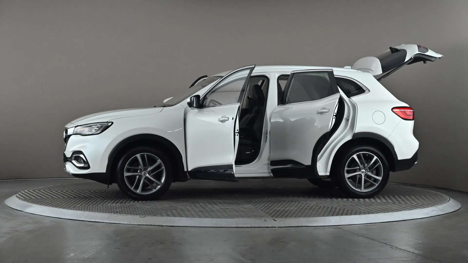 2023 MG MOTOR UK HS 2023 MG MOTOR UK HS