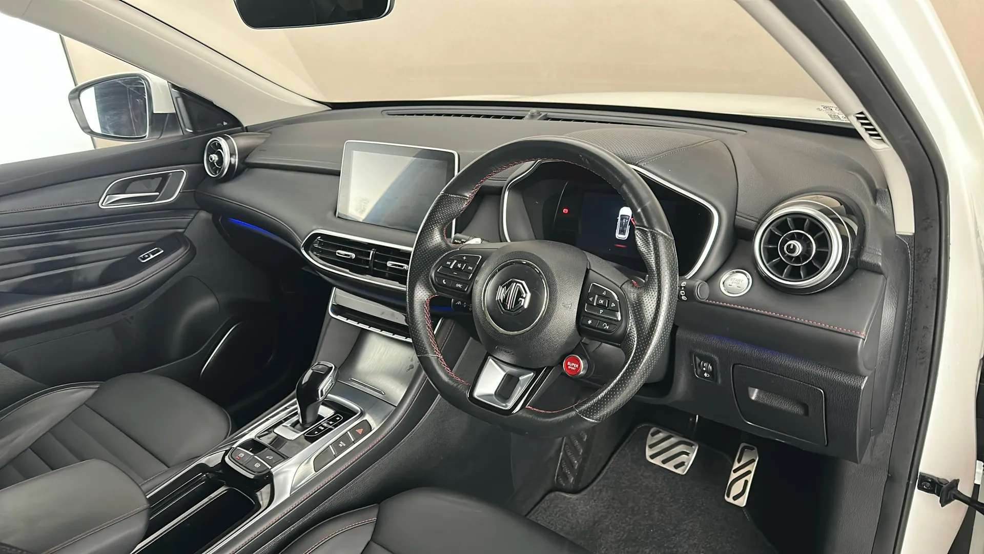 2023 MG MOTOR UK HS 2023 MG MOTOR UK HS