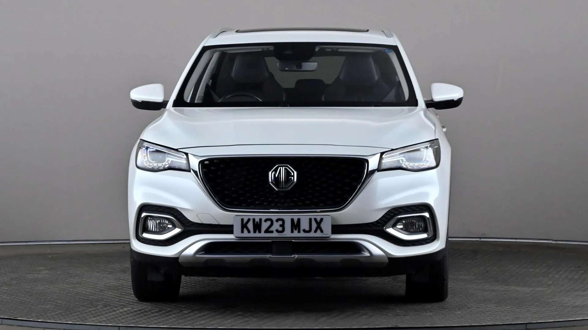 A 2023 MG MOTOR UK HS 1.5 T-GDI Exclusive DCT A 2023 MG MOTOR UK HS 1.5 T-GDI Exclusive DCT