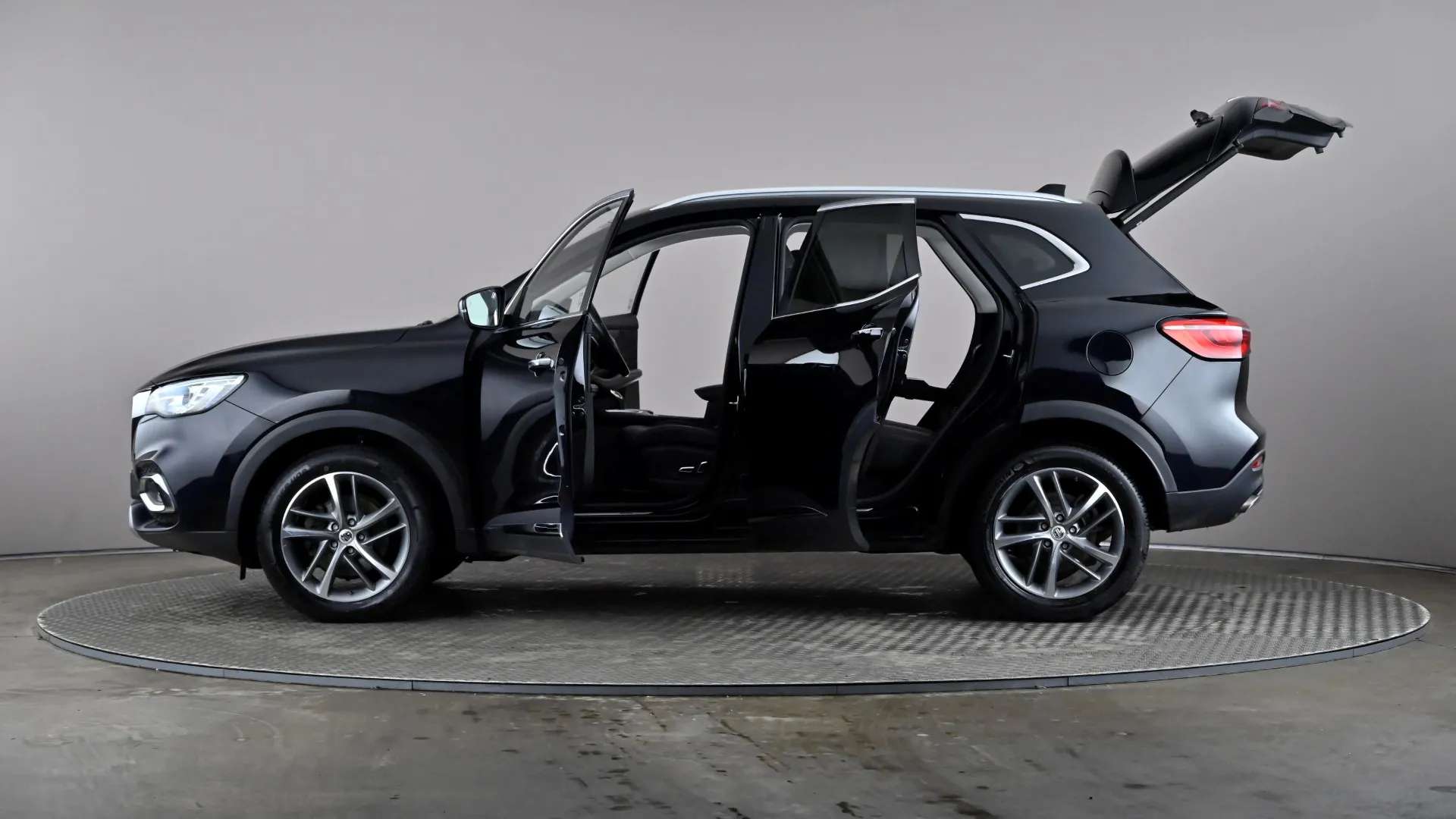 2023 MG MOTOR UK HS 2023 MG MOTOR UK HS