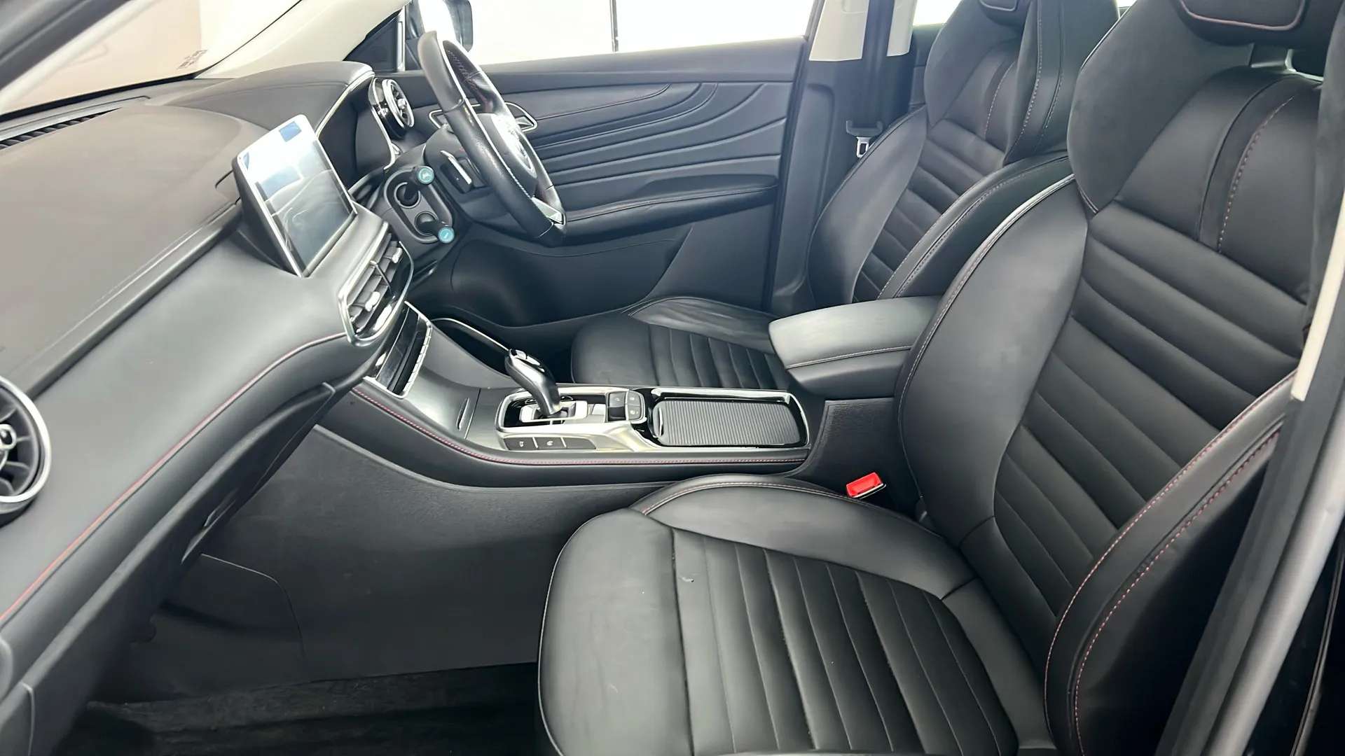 2023 MG MOTOR UK HS 2023 MG MOTOR UK HS