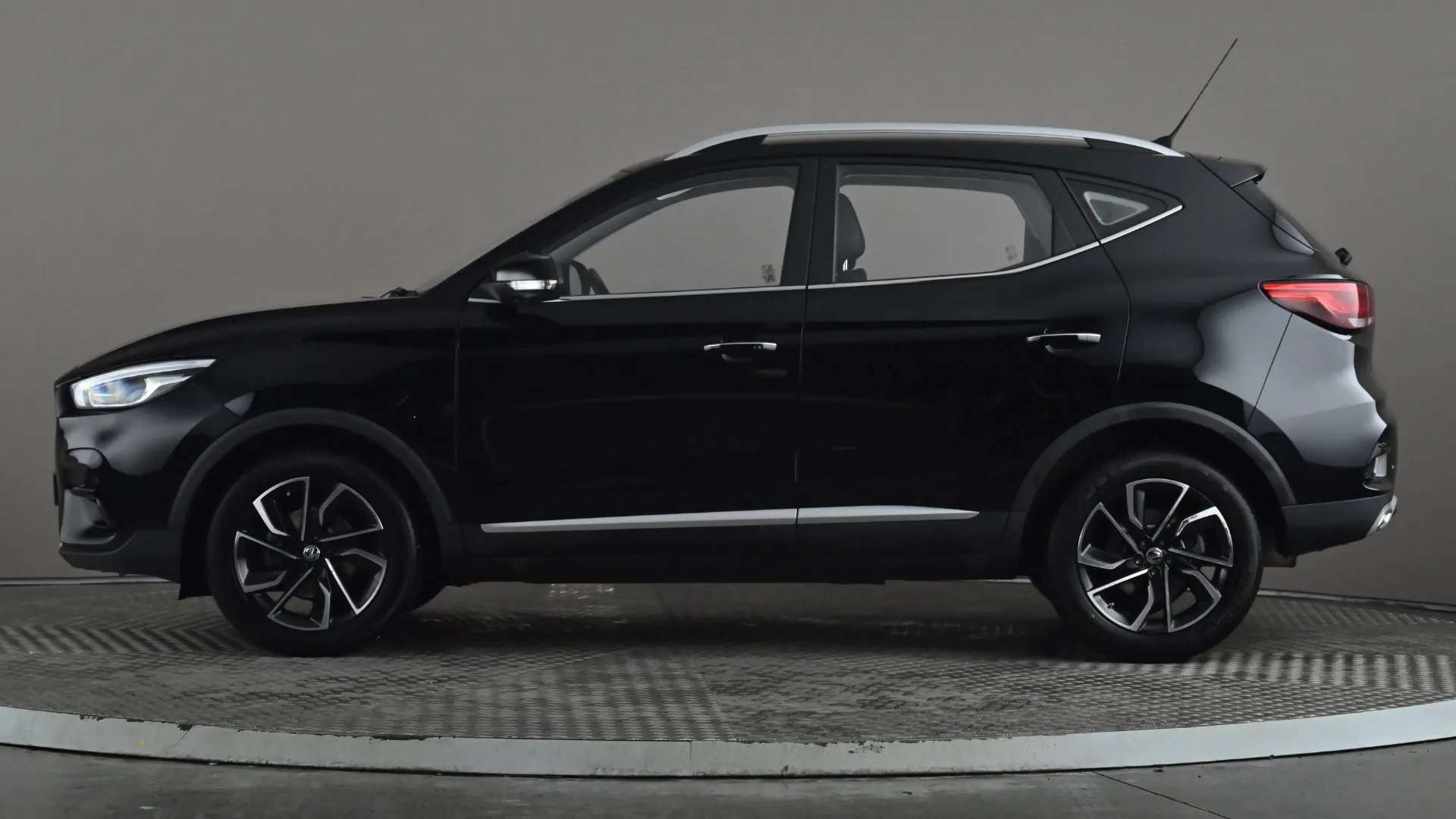 A 2022 MG MOTOR UK ZS 1.0T GDi Exclusive DCT A 2022 MG MOTOR UK ZS 1.0T GDi Exclusive DCT