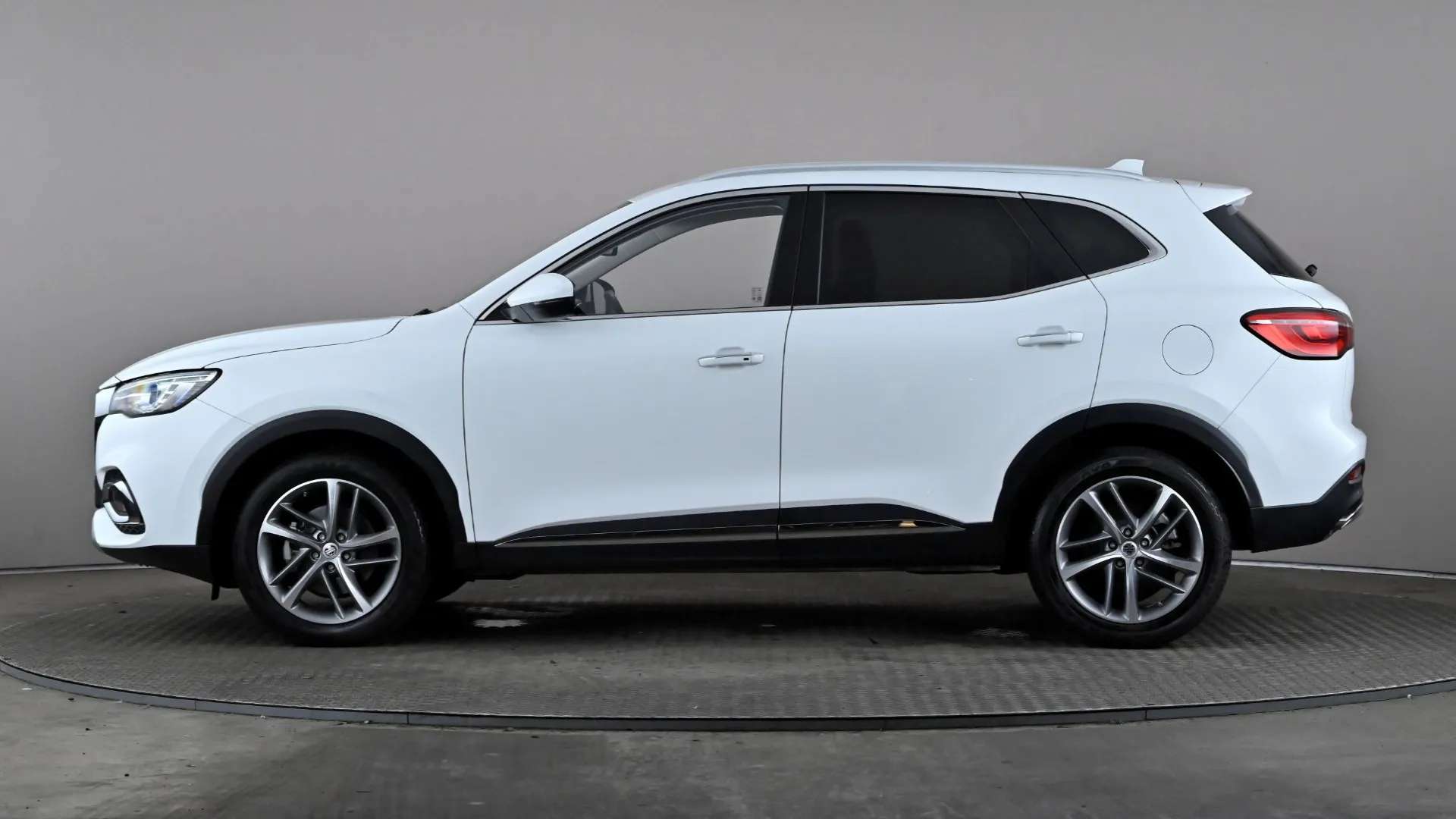 A 2023 MG MOTOR UK HS 1.5 T-GDI Exclusive DCT A 2023 MG MOTOR UK HS 1.5 T-GDI Exclusive DCT