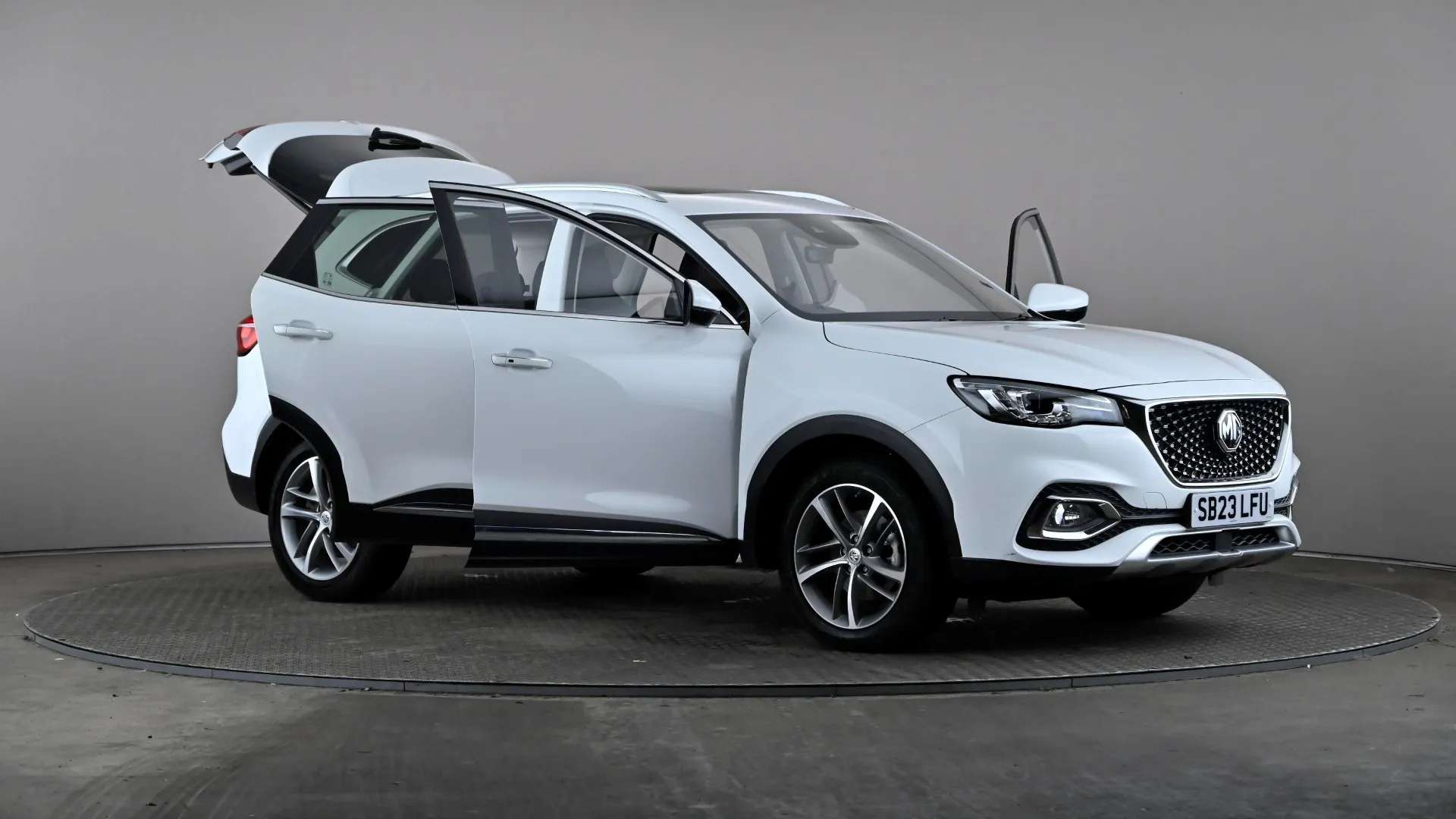 2023 MG MOTOR UK HS 2023 MG MOTOR UK HS