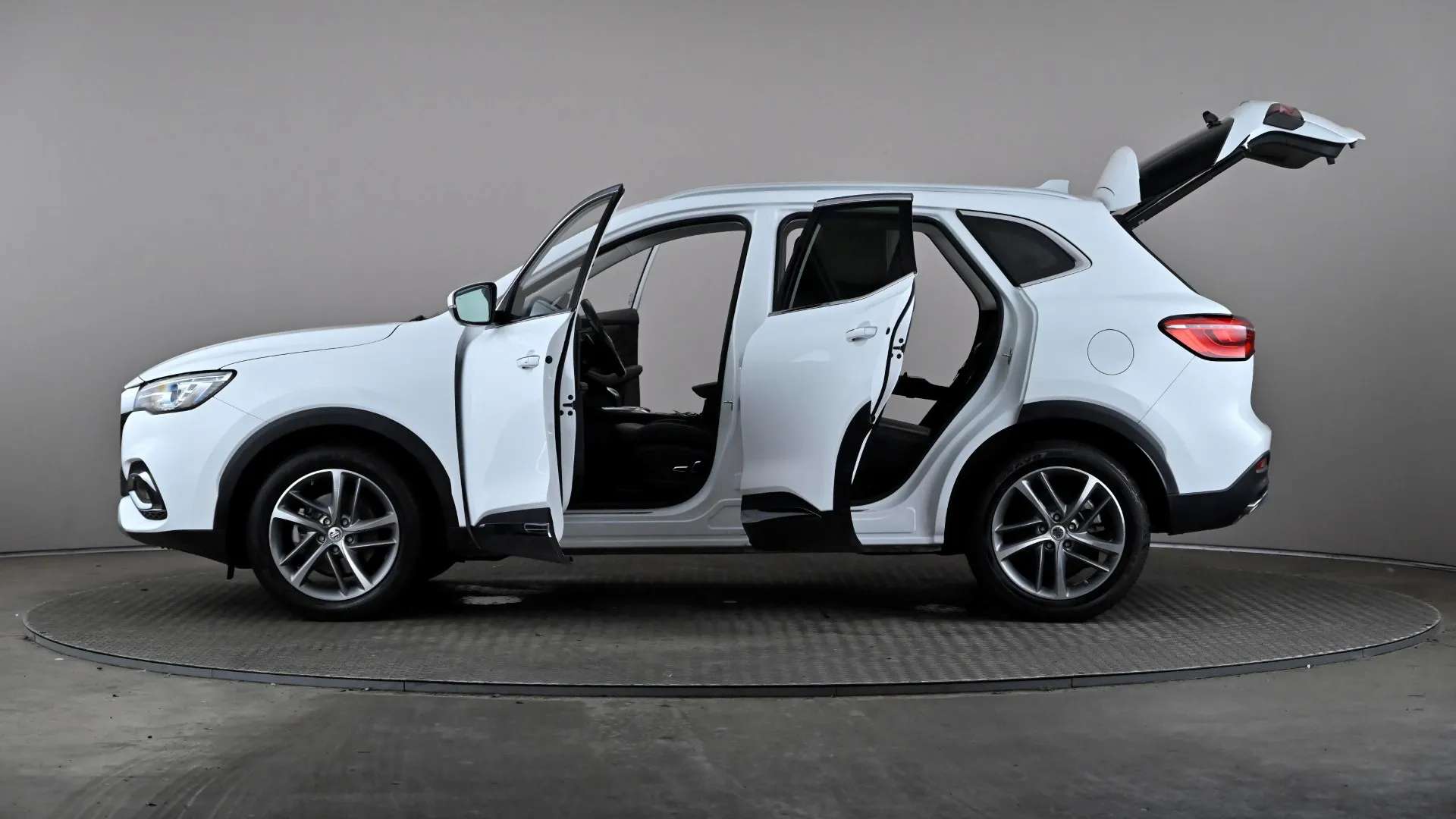 2023 MG MOTOR UK HS 2023 MG MOTOR UK HS