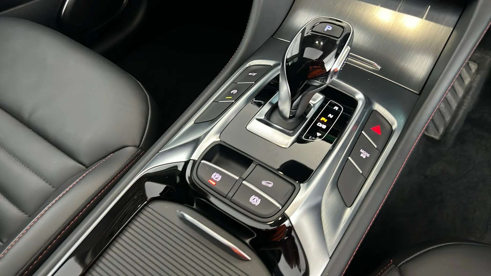 2023 MG MOTOR UK HS 2023 MG MOTOR UK HS