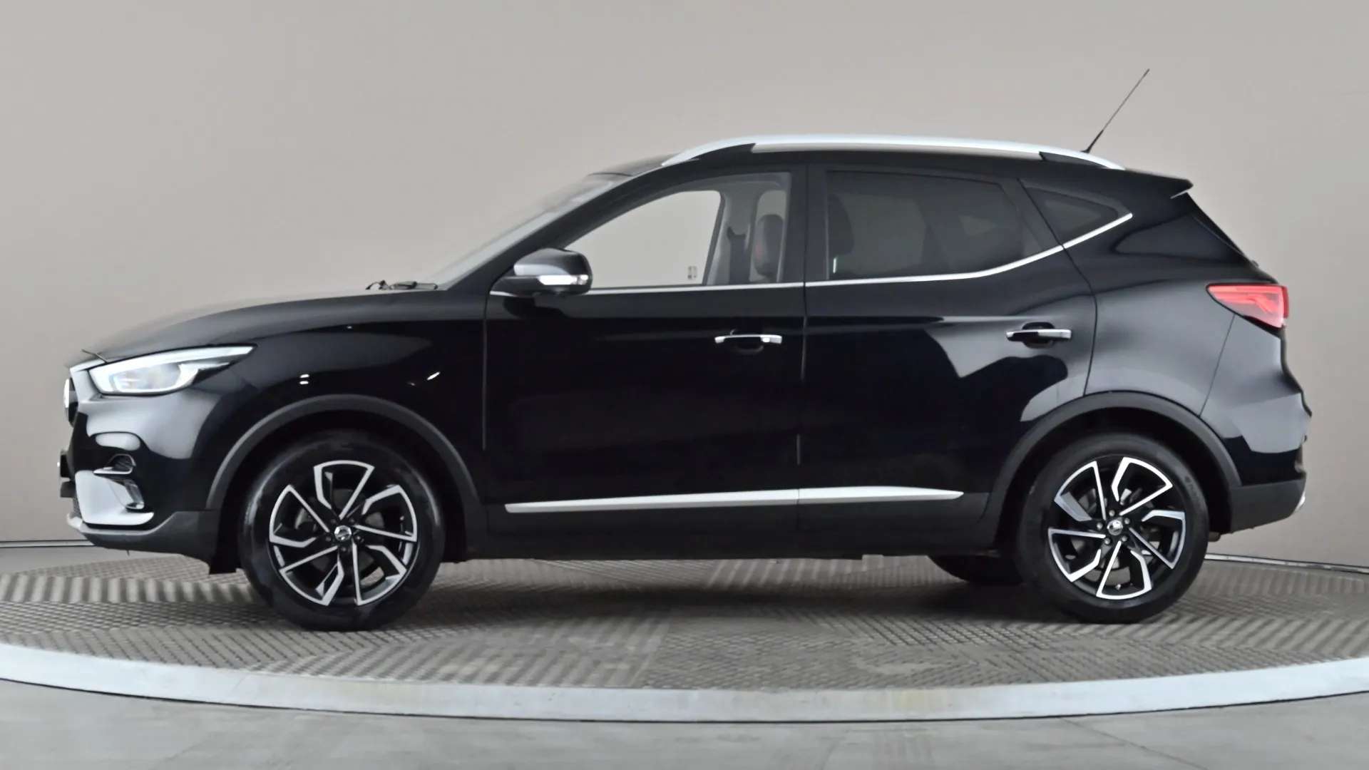 A 2023 MG MOTOR UK ZS 1.0T GDi Exclusive DCT A 2023 MG MOTOR UK ZS 1.0T GDi Exclusive DCT