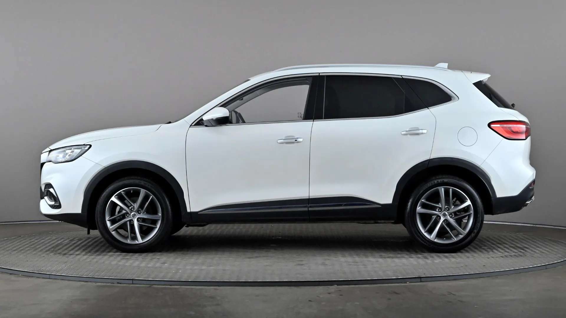 A 2023 MG MOTOR UK HS 1.5 T-GDI Exclusive DCT A 2023 MG MOTOR UK HS 1.5 T-GDI Exclusive DCT