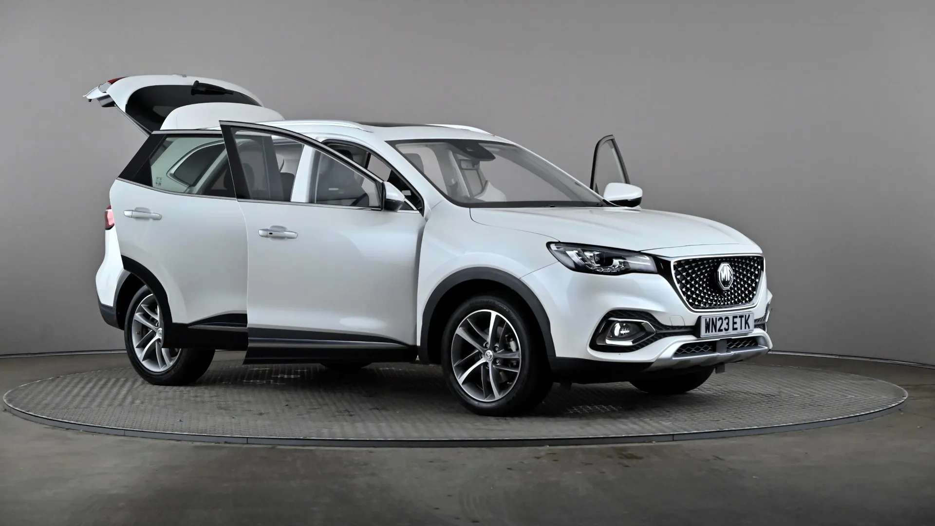 2023 MG MOTOR UK HS 2023 MG MOTOR UK HS
