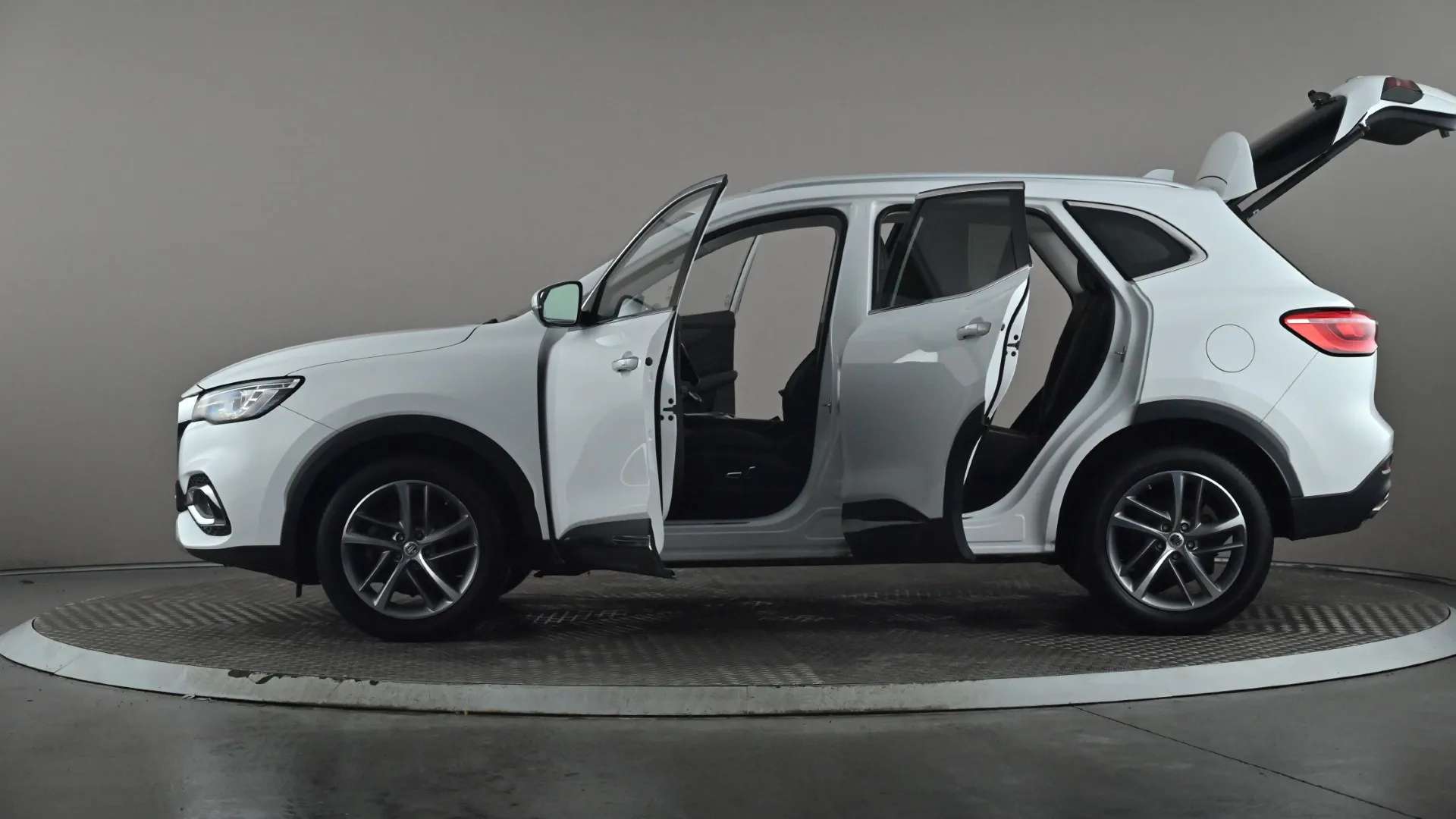 2022 MG MOTOR UK HS 2022 MG MOTOR UK HS